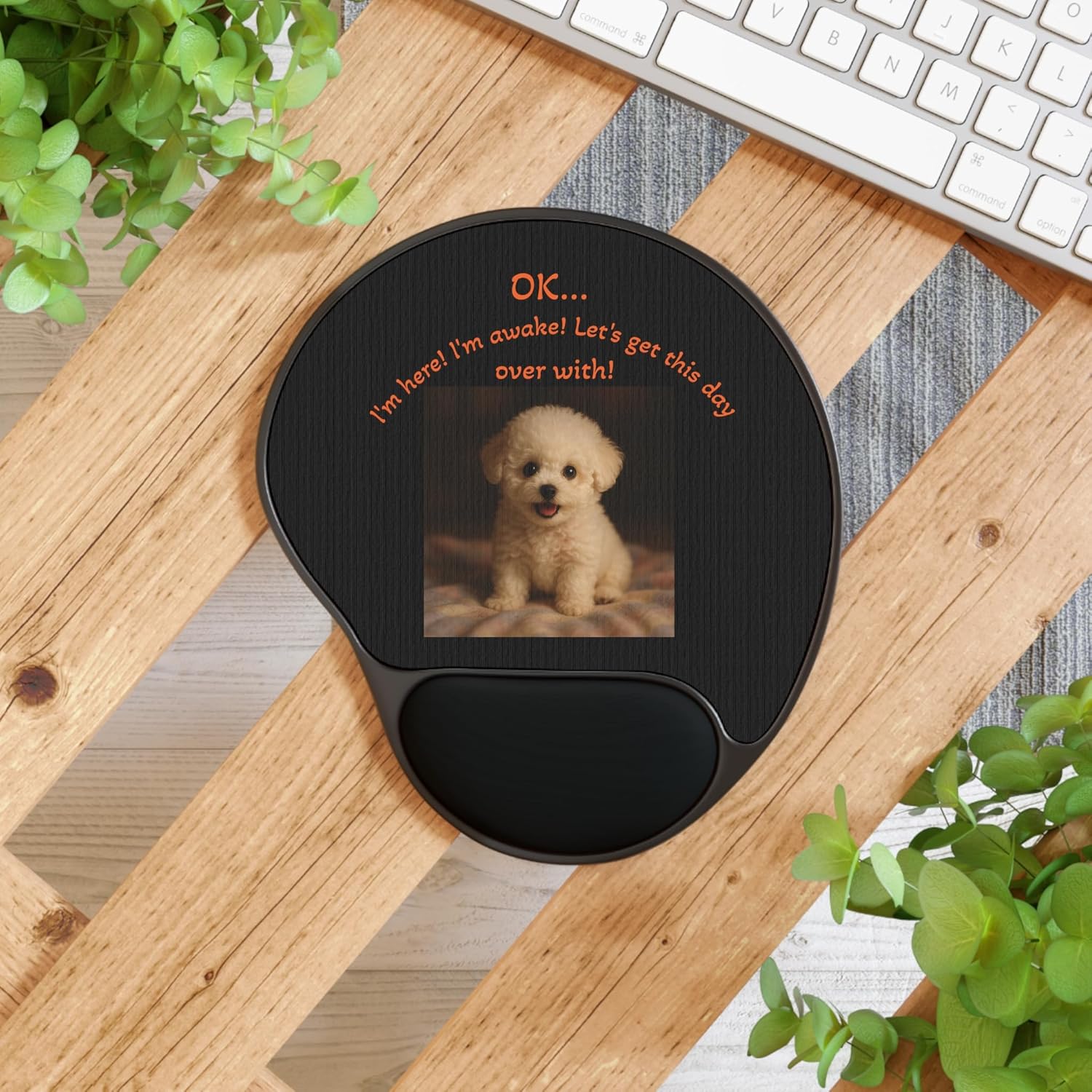 Cute Dog Mouse Pad with Wrist Rest, Comfortable Office Decor, Gift for Pet Lovers, Functional Desk Accessory, Puppy Theme