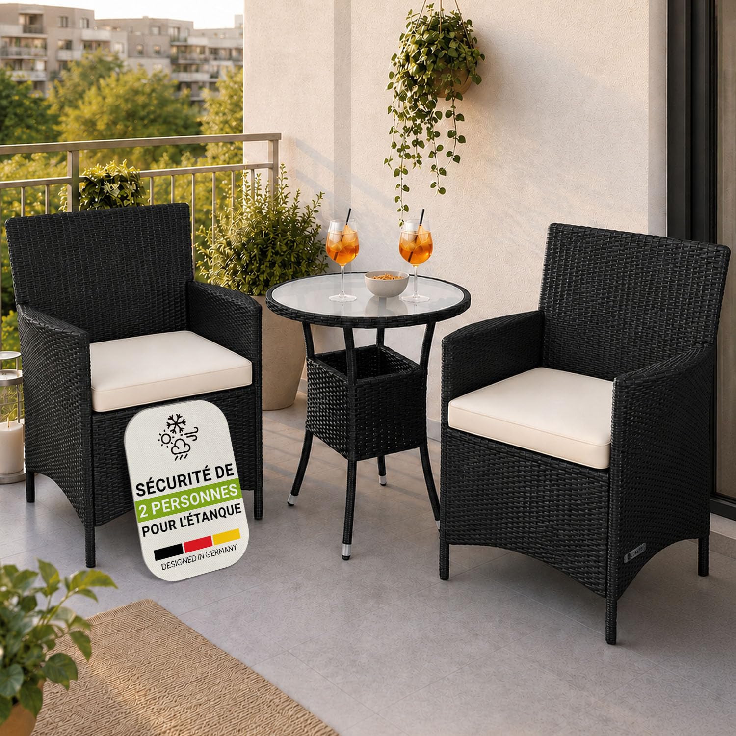 Juskys Ensemble de Balcon en rotin synthétique Bayamo 3 pièces – Meubles de Balcon résistant aux intempéries avec Table, 2 chaises et Coussins – Meubles de Jardin pour 2 Personnes – Noir/crème