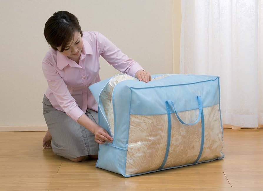 Amazon｜アストロ 羽毛布団 持ち手付き収納袋 1枚 軽量 持ち運び