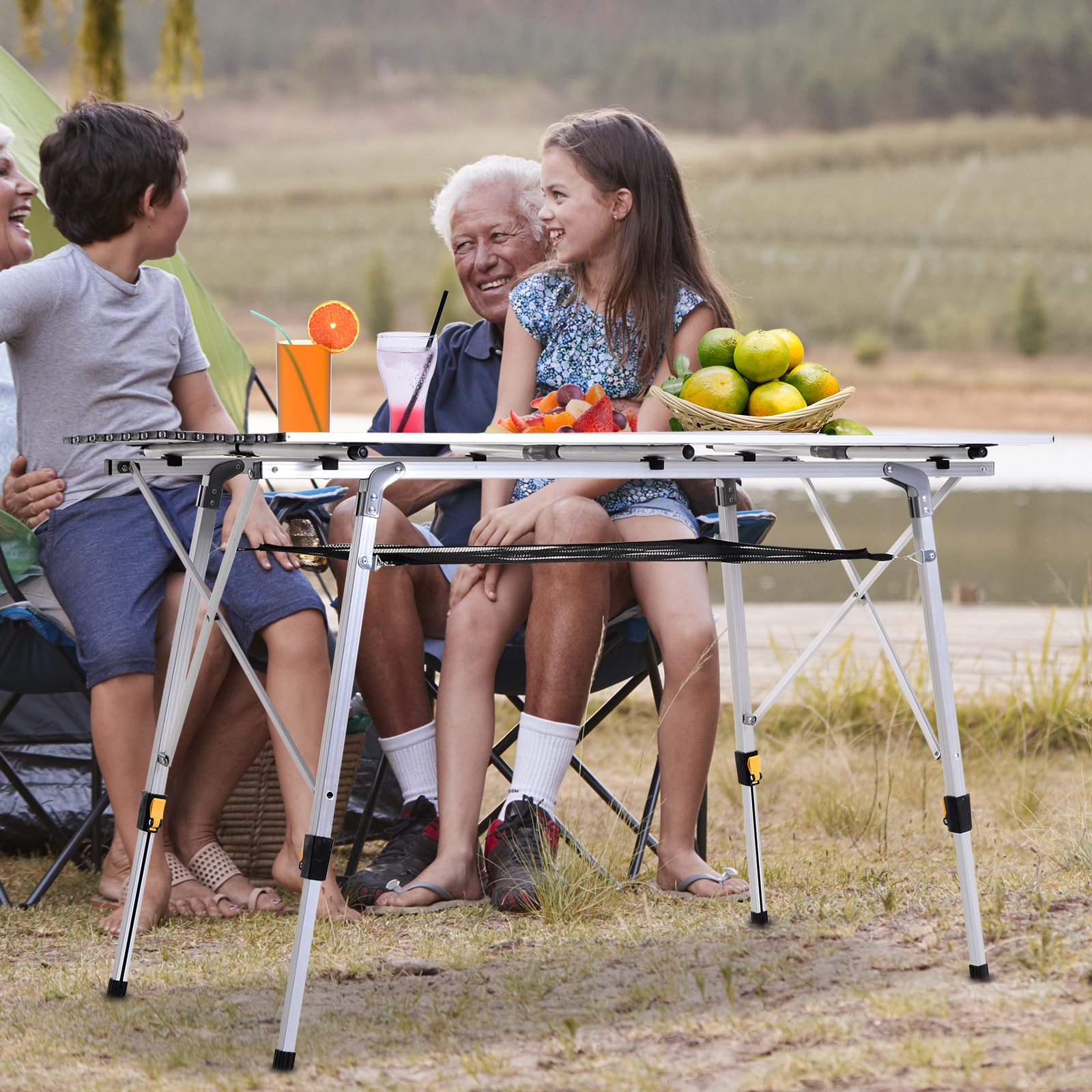 Outsunny Picknick Klapptisch, Falttisch, Höhenverstellbarer Campingtisch, Inkl. Tragetasche, Aluminium, Silber, 120 x 70 x 58-73 cm