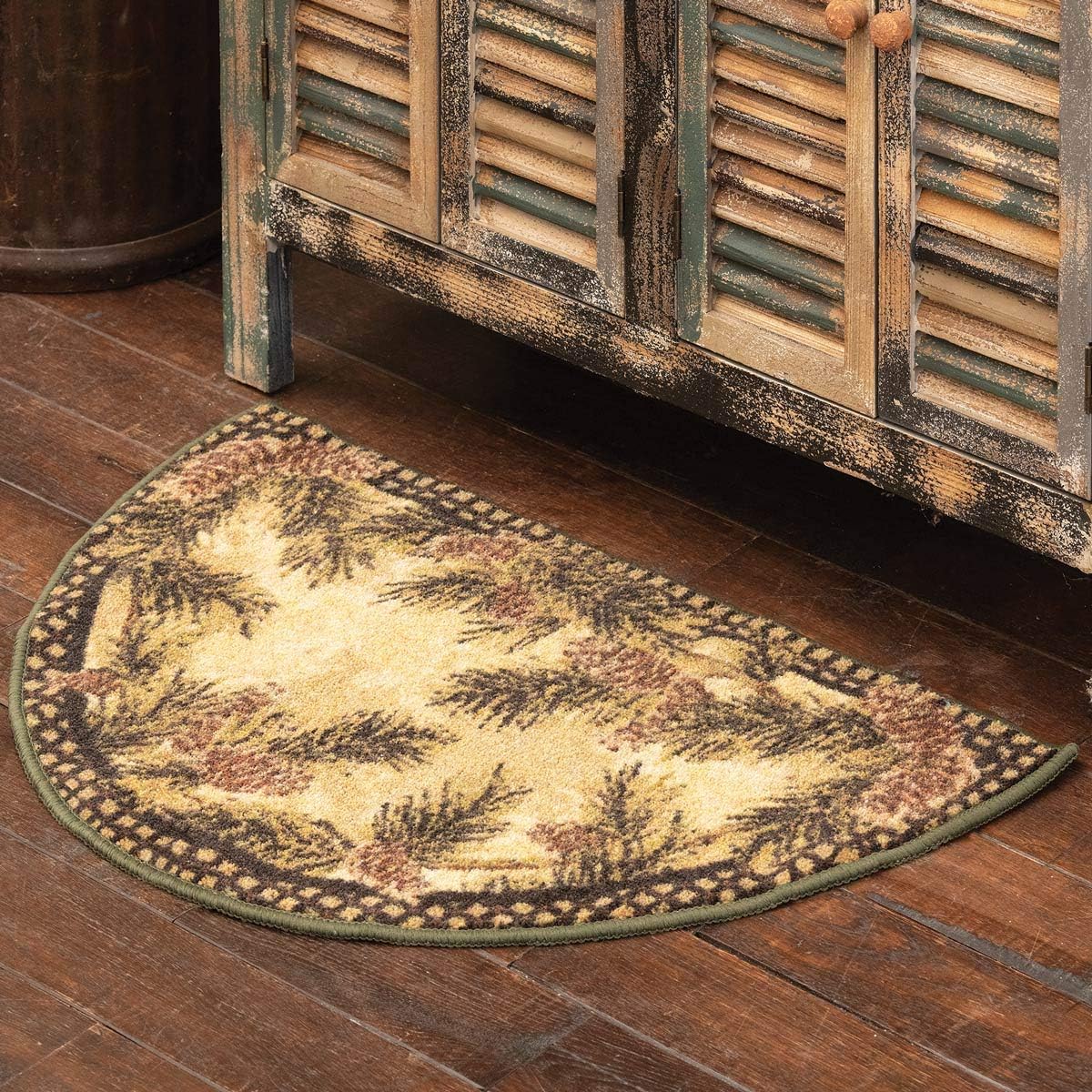 BLACK FOREST DECOR Pinecone Border Half-Round Rug – Lodge Style Forest Floor Accent – 19" W x 31" L