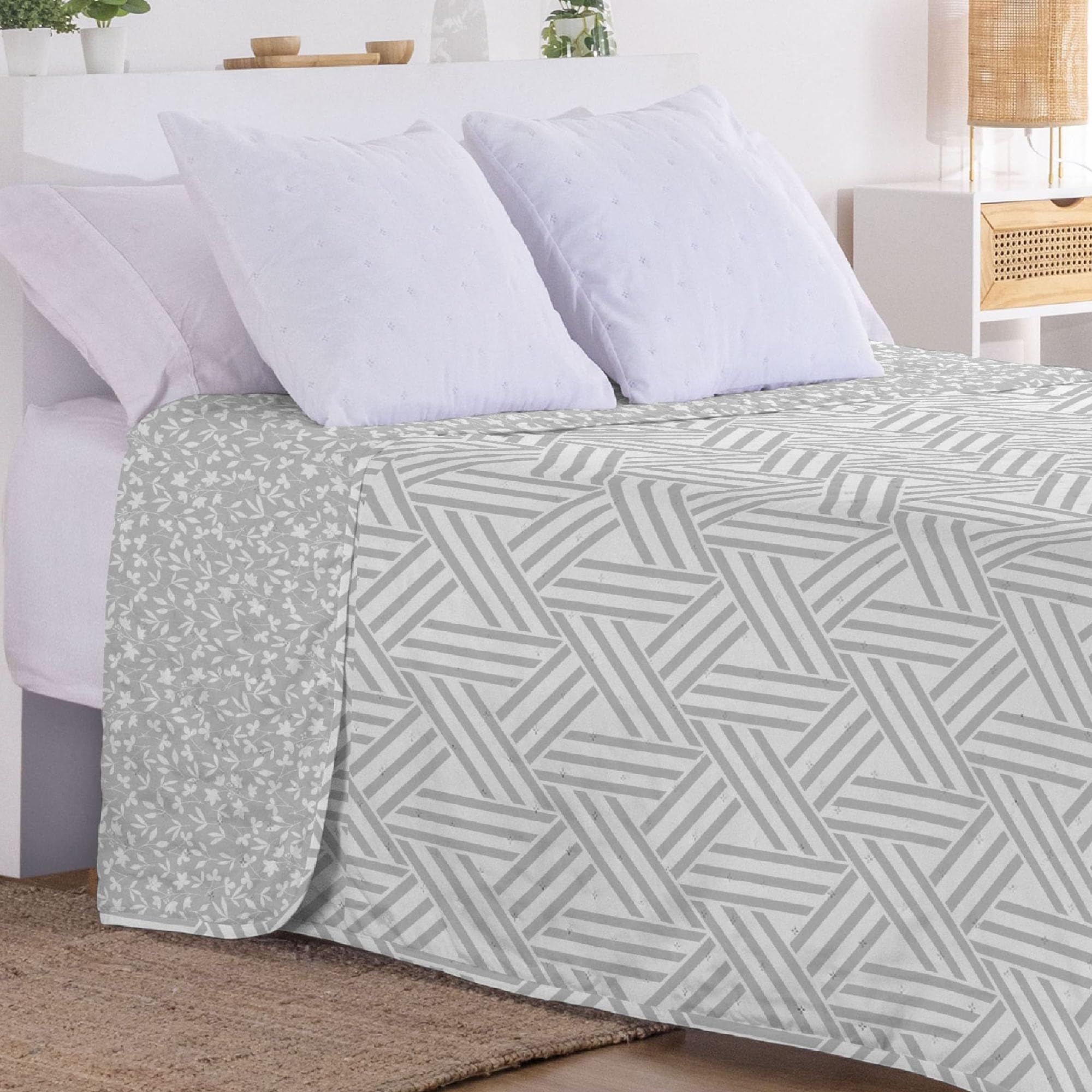 Donegal Collections Colcha Bouti Cama 150 - Colcha Cama 150/160 Estampada Reversible Ilen - Colchas Verano - Primavera Acolchado Fino, Modernas - Cubre Cama Multiusos - Microfibra Extrasuave