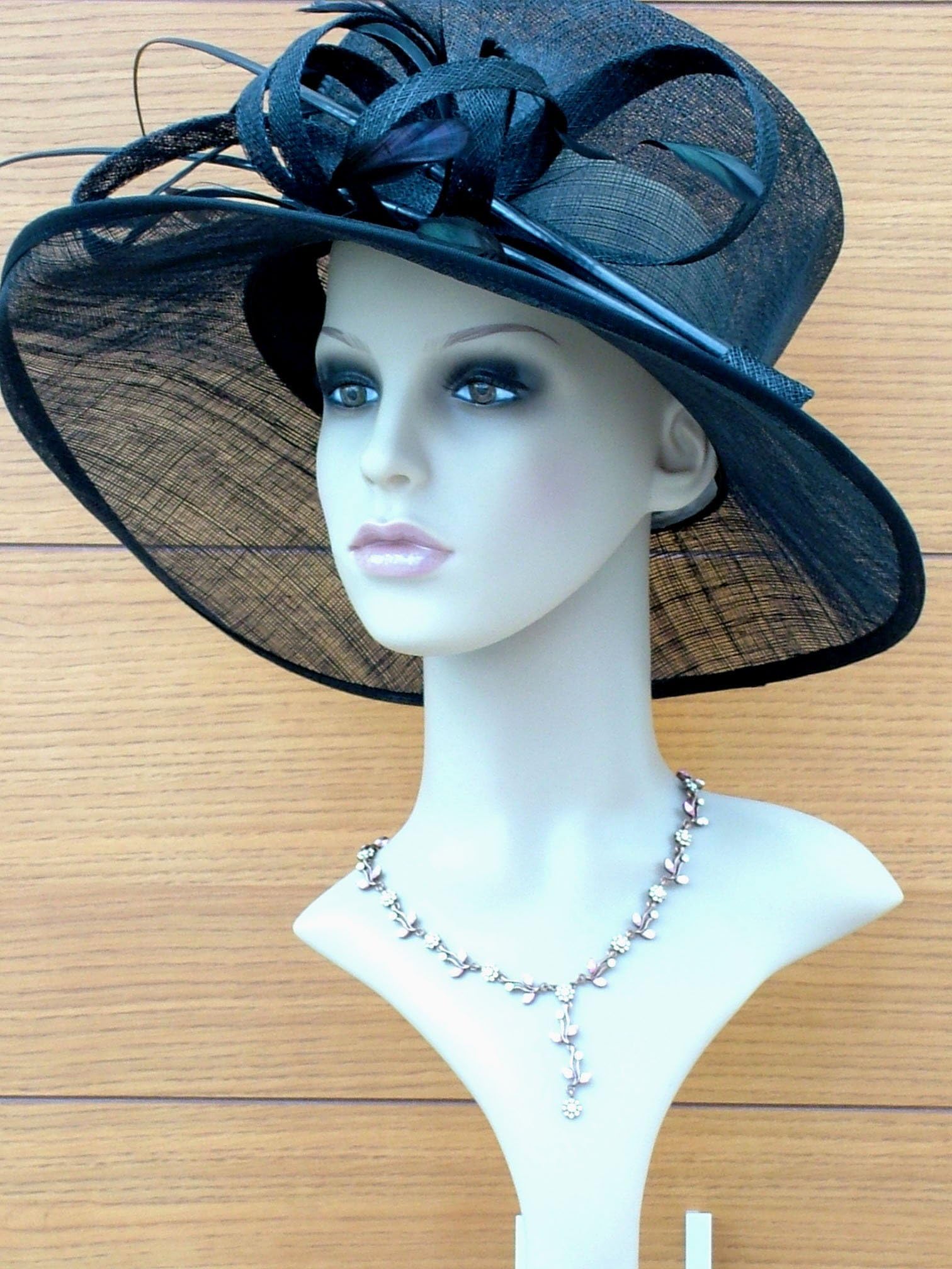 Forever Young Professional Lightweight Durable Female Mannequin Head for Shop Display