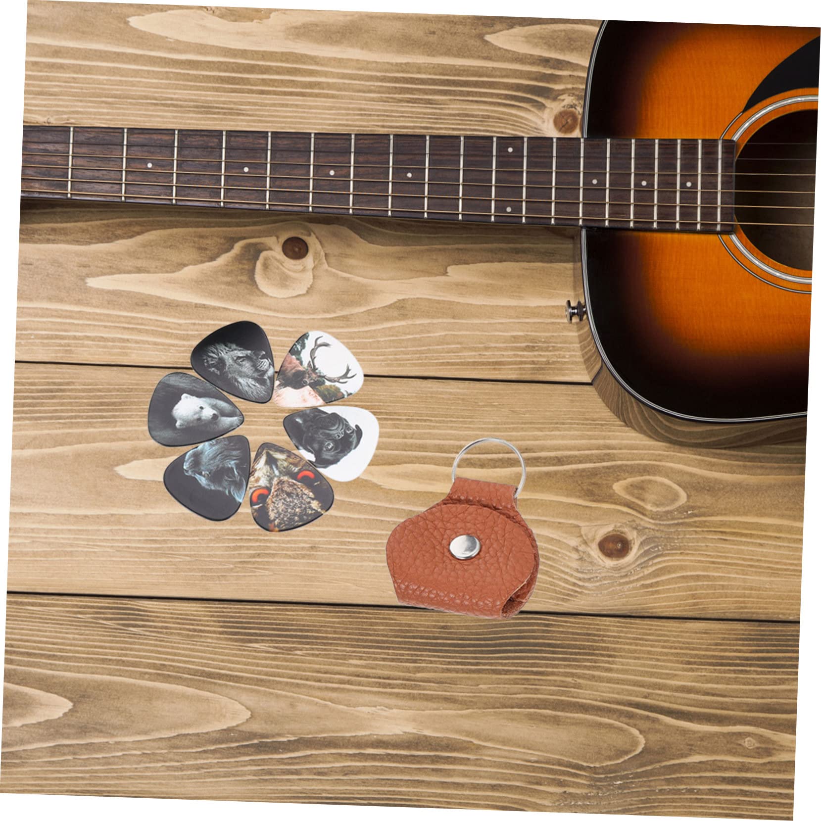 Abaodam 4 Ensembles Choix Moyen Plectres De Guitare Professionnels Médiator Avec Des Motifs Créatifs Médiator Guitare Électrique Fournitures De Pratique De La Médiators Celluloïd