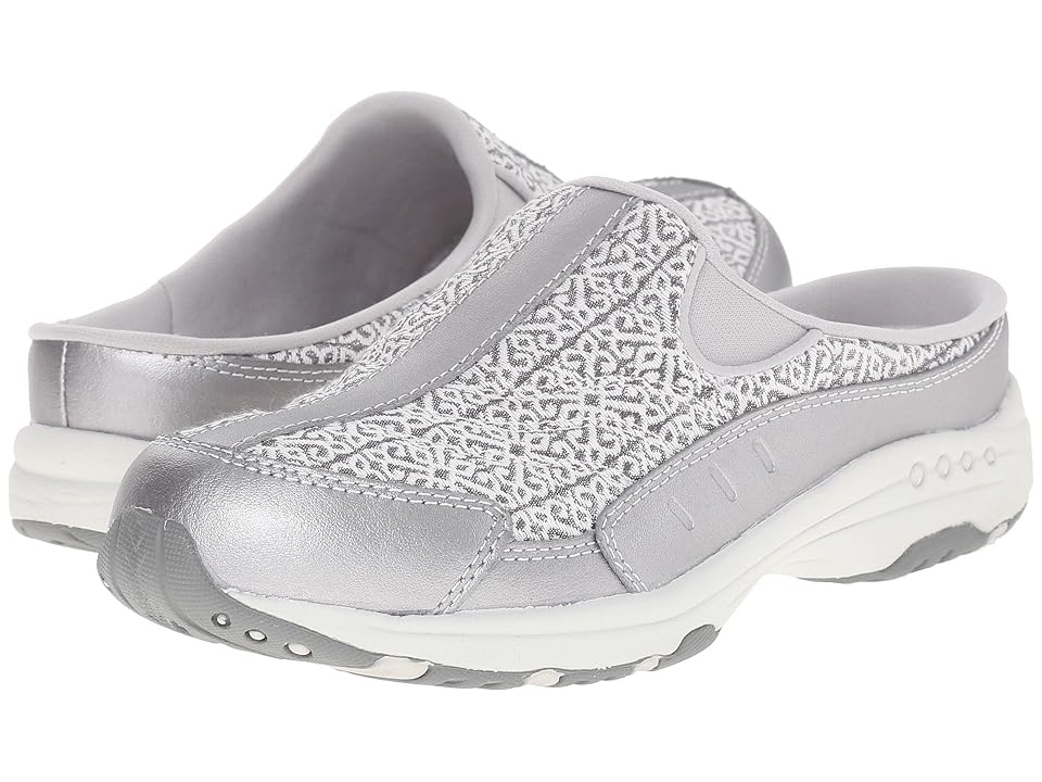 

Easy Spirit Traveltime 218 (Silver/Silver Leather) Women's Shoes