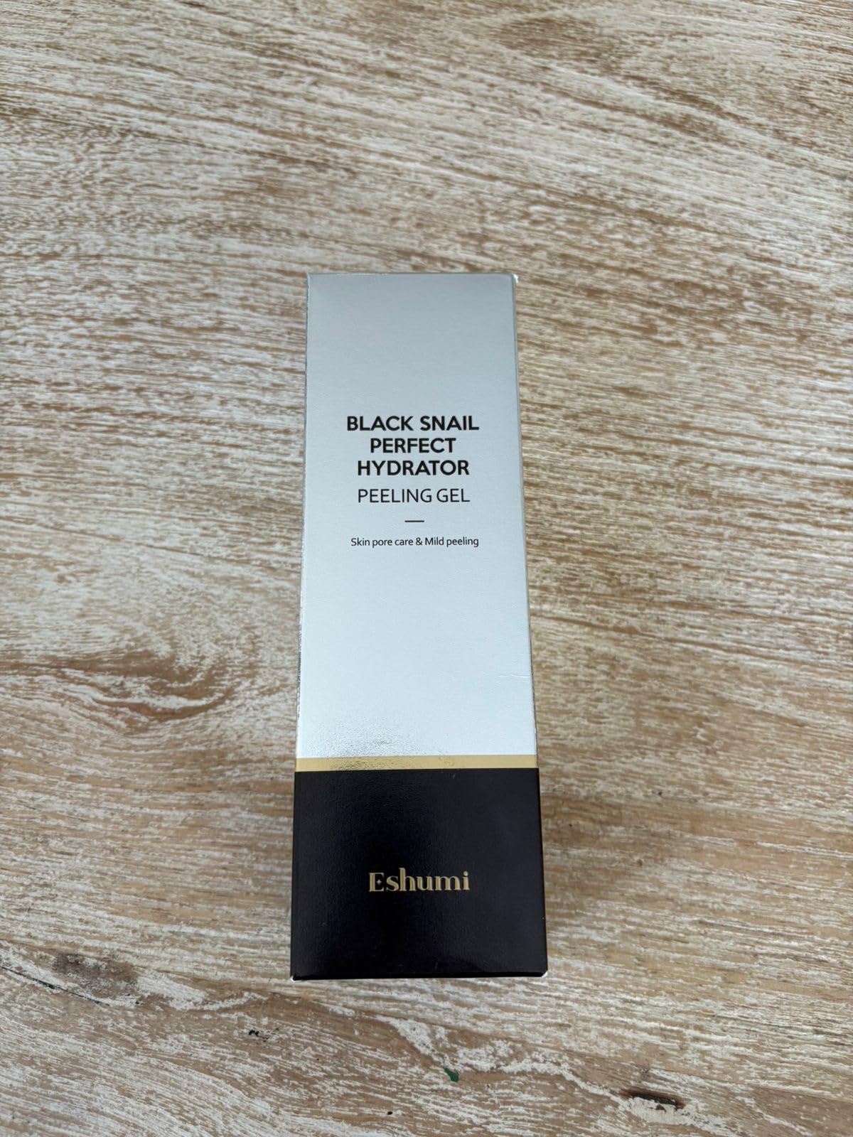 Eshumi Black Snail Mucin Perfect Hydrator Peeling Gel - 180ml