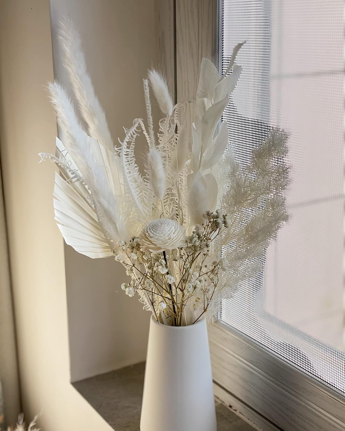 White Theme/Palm Leaf Dried Flower Bouquet, Bohemian Flower Arrangement, vase Home Decoration, Desktop Theme (White Bouquet + vase)