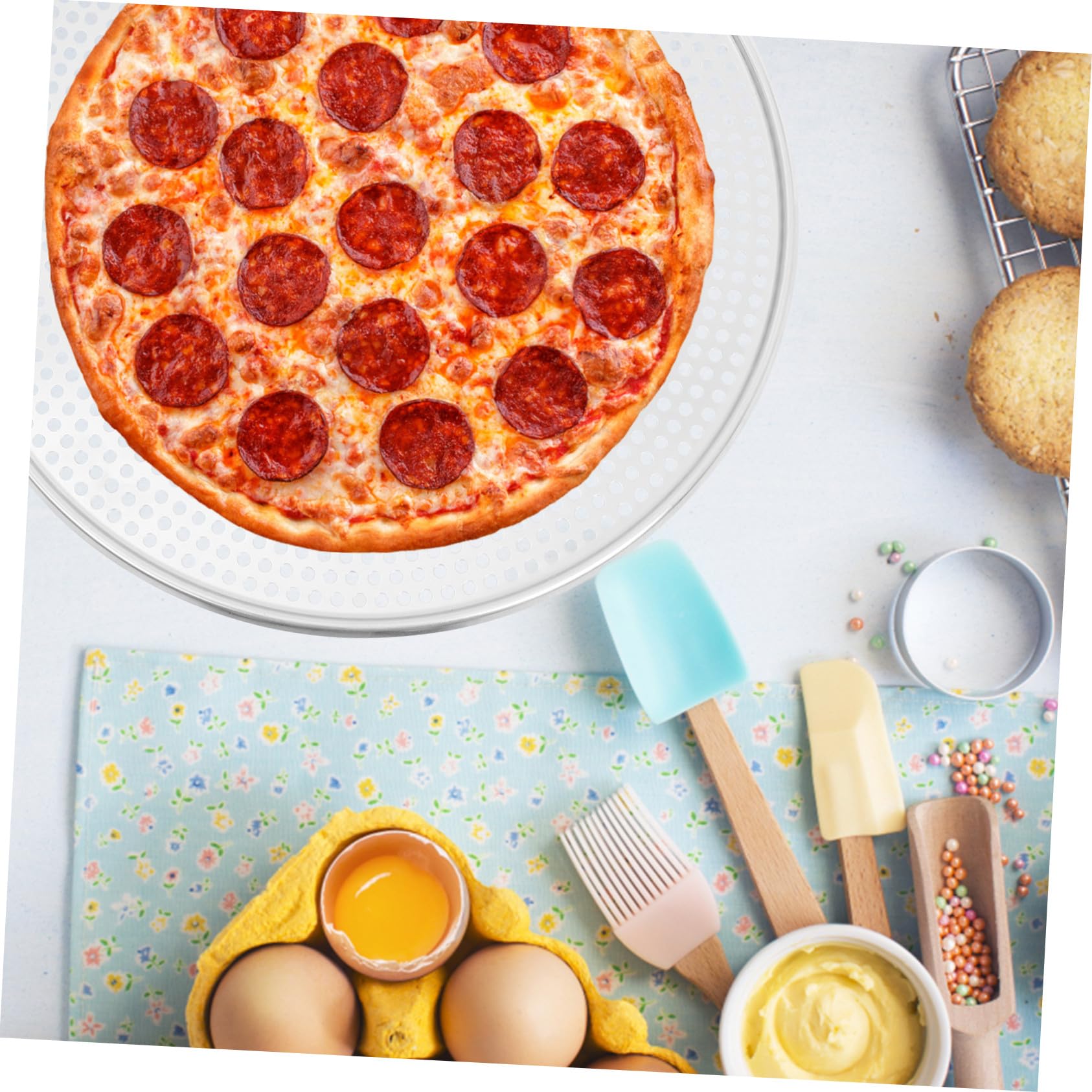 MAGICLULU Rundes Pizzablech mit Löchern Perforiertes Pizzablech für Ofen Backzubehör aus Aluminium für Frische und Gefrorene Pizza Grillen oder Backen von Meeresfrüchten und Gemüse