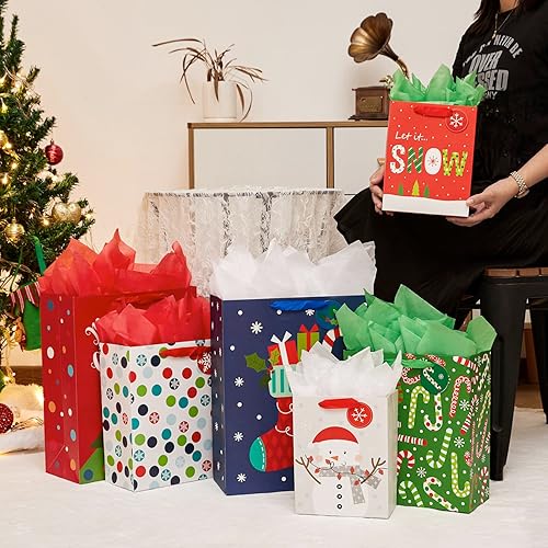 Miniatura 6 de SUNCOLOR Paquete de 12 bolsas de regalo de Navidad de varios tamaños con papel de seda (4 extra grandes de 16 pulgadas, 4 grandes de 12 pulgadas, 4