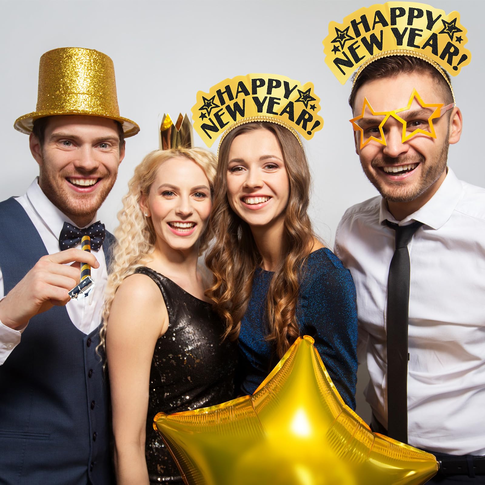Lenwen 200 piezas de suministros para fiesta de Año Nuevo 2026, 50 diademas de feliz año nuevo, 150 bandas de ruido con flecos, doradas, plateadas, negras, recuerdos de fiesta, accesorios de cabina de