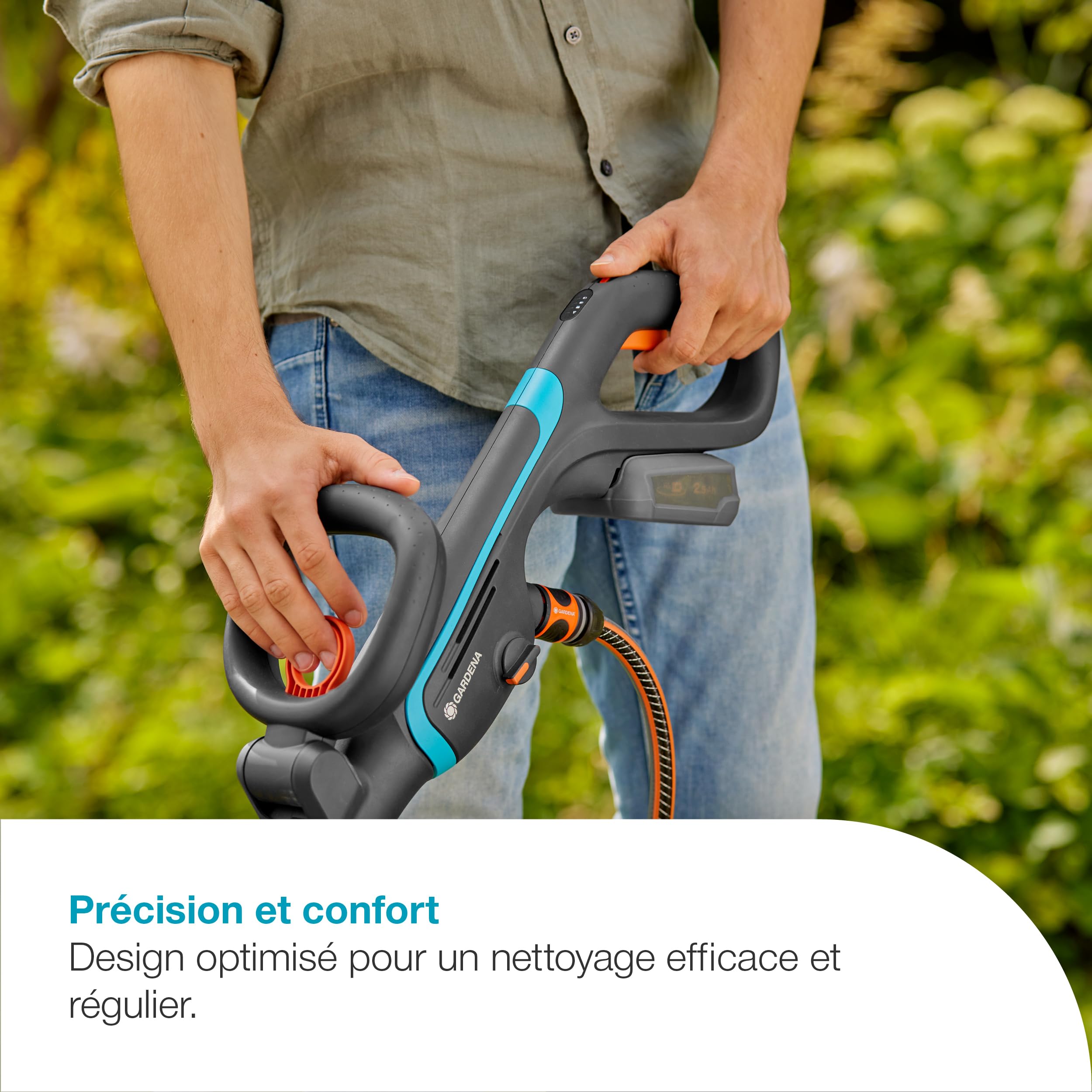 Gardena Nettoyeur de terrasse sur batterie AquaBrush 18V/P4A - Patio - Kit prêt à l’emploi: Extérieur, Commande à un bouton, Nettoyage terrasse, Profil de brosse optimisé, Sans fil (14841-20)