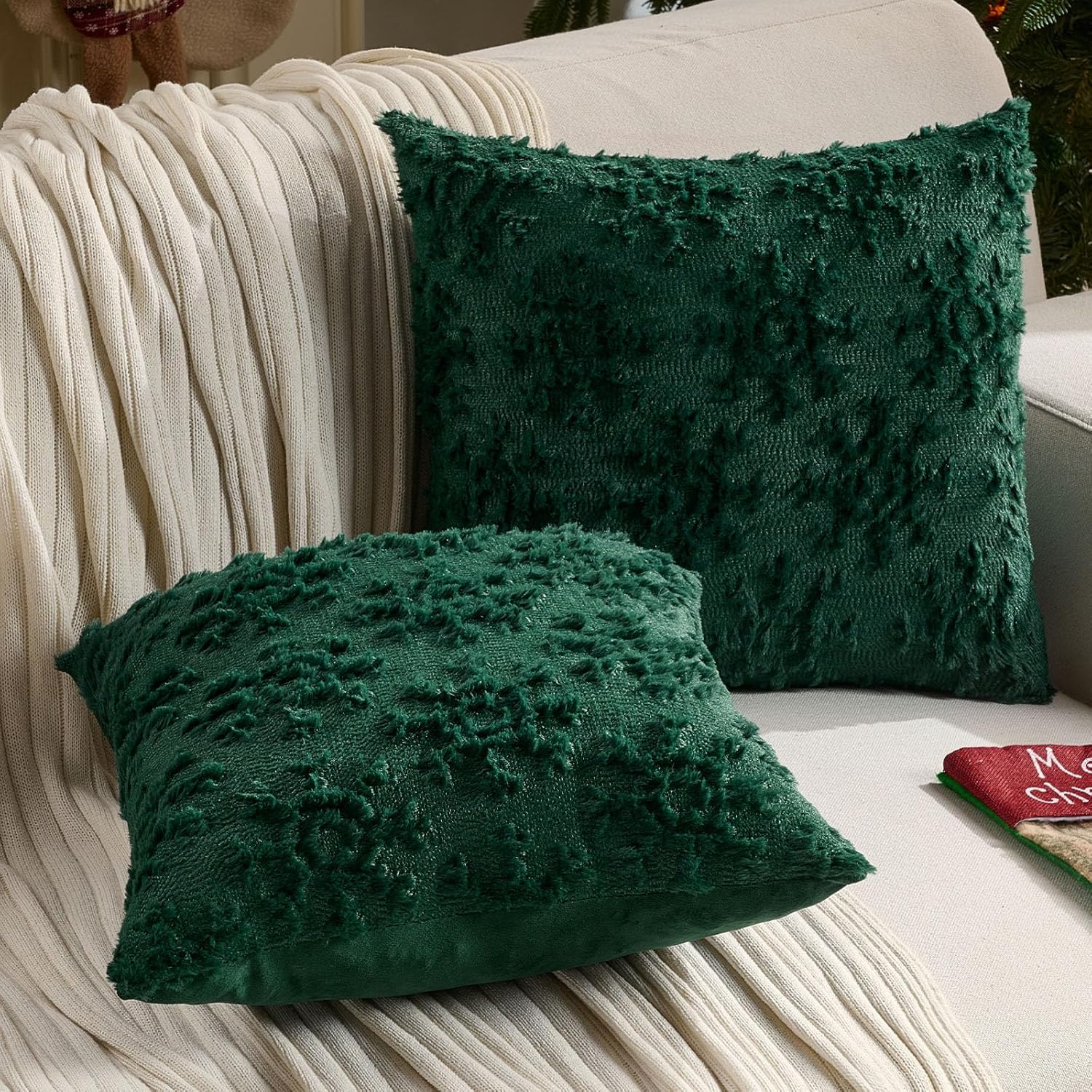 FUTEI Christmas Snowflakes Pillow Covers 20x20 Set of 2, Dark Green Xmas Decorations Soft Fluffy Winter Lumbar Pillow Covers for Couch Sofa Bedroom Holiday Festivals Home Decor