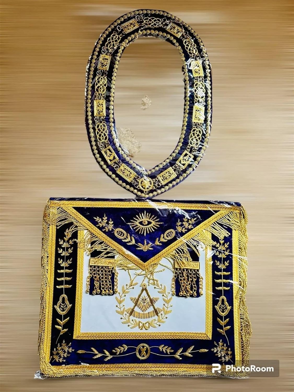 Handcrafted 100% Lambskin Masonic Grand Lodge Past Master Apron & Matching Chain Collar - Exquisite Regalia for Ceremonies