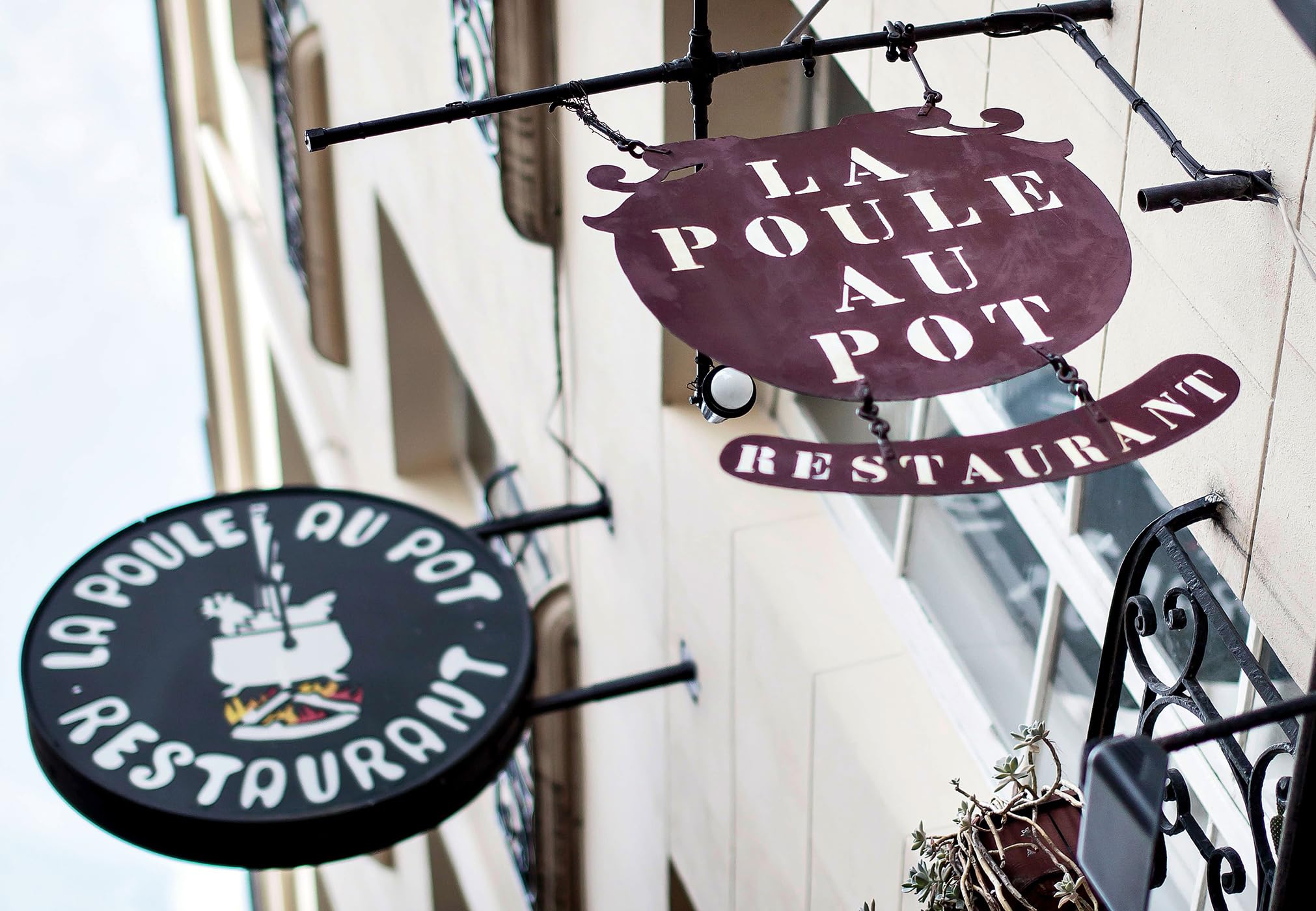 My French Cuisine at "La Poule au pot": 100 traditional recipes