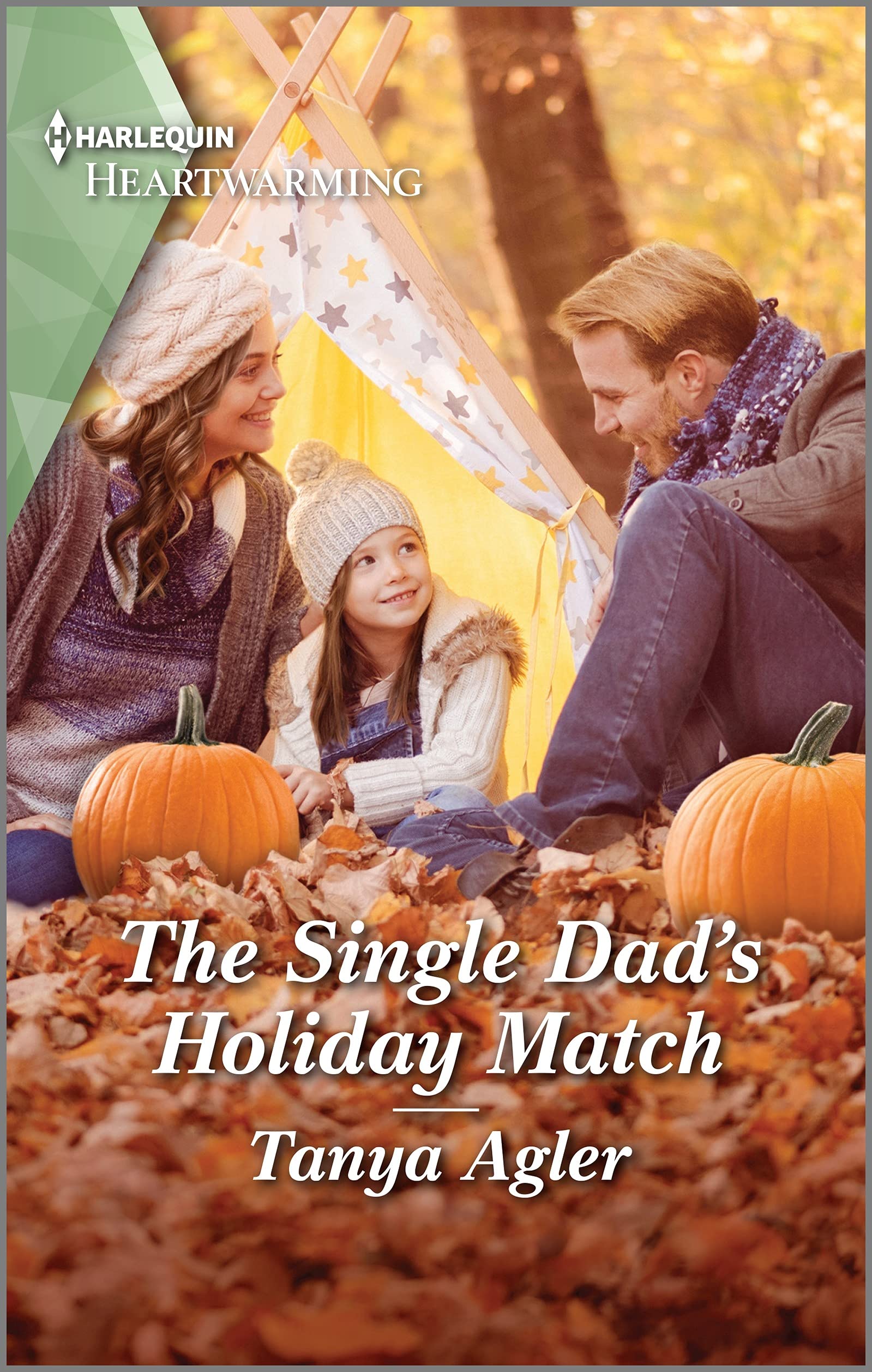 Buy The Single Dad's Holiday Match: A Clean Romance – A Heartwarming Small Town Contemporary Story (Smoky Mountain First Responders Book 1) — BookShops.in