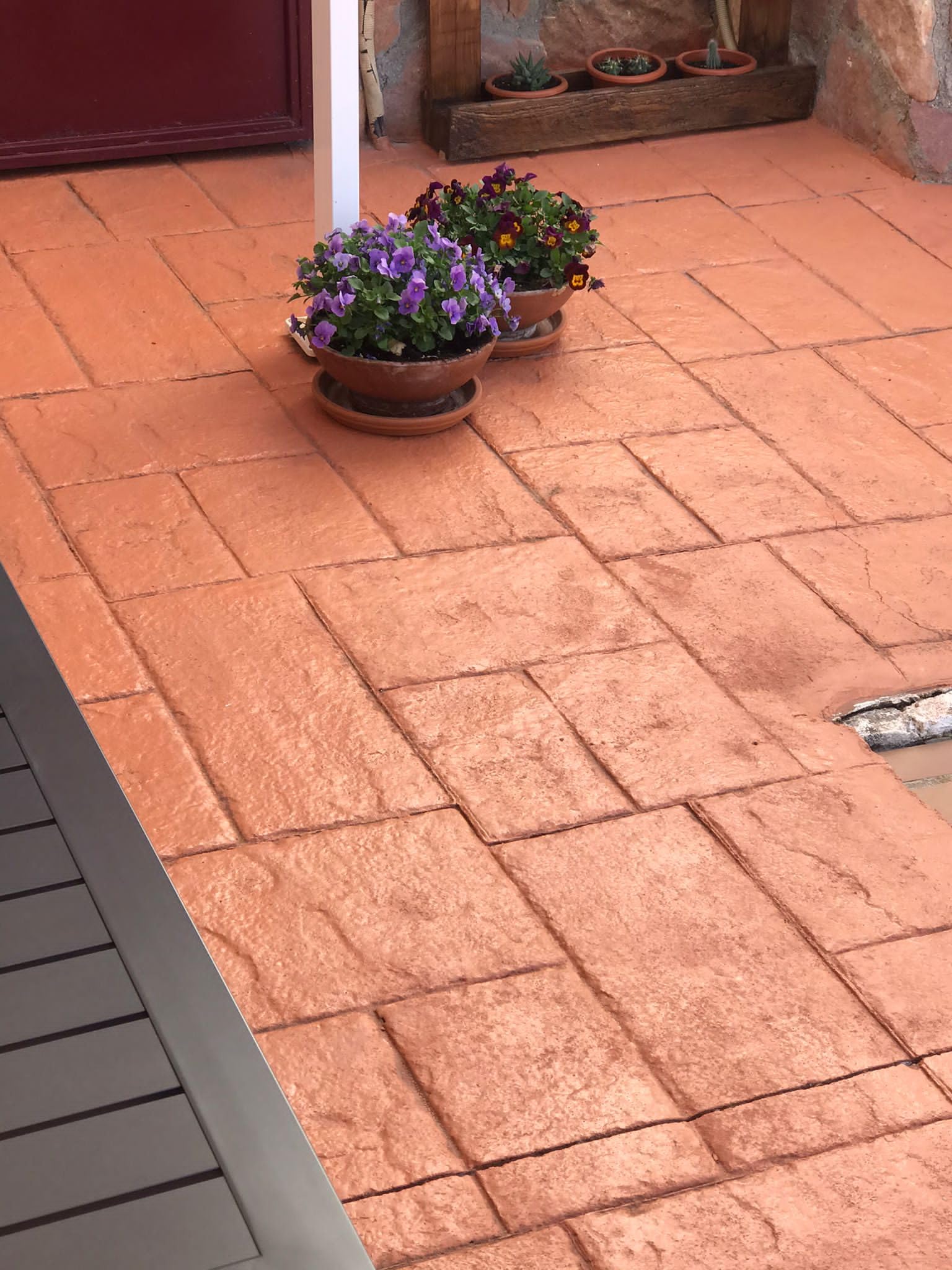 Renomax - Resina Hormigon Impreso y Superficies Porosas Al Disolvente + Tinte Hormigon Impreso Color Cuero, 5L Cubre hasta 50m² | Repara y Protege Suelos,Fachadas | Fácil de Aplicar, Garantía 5 Años