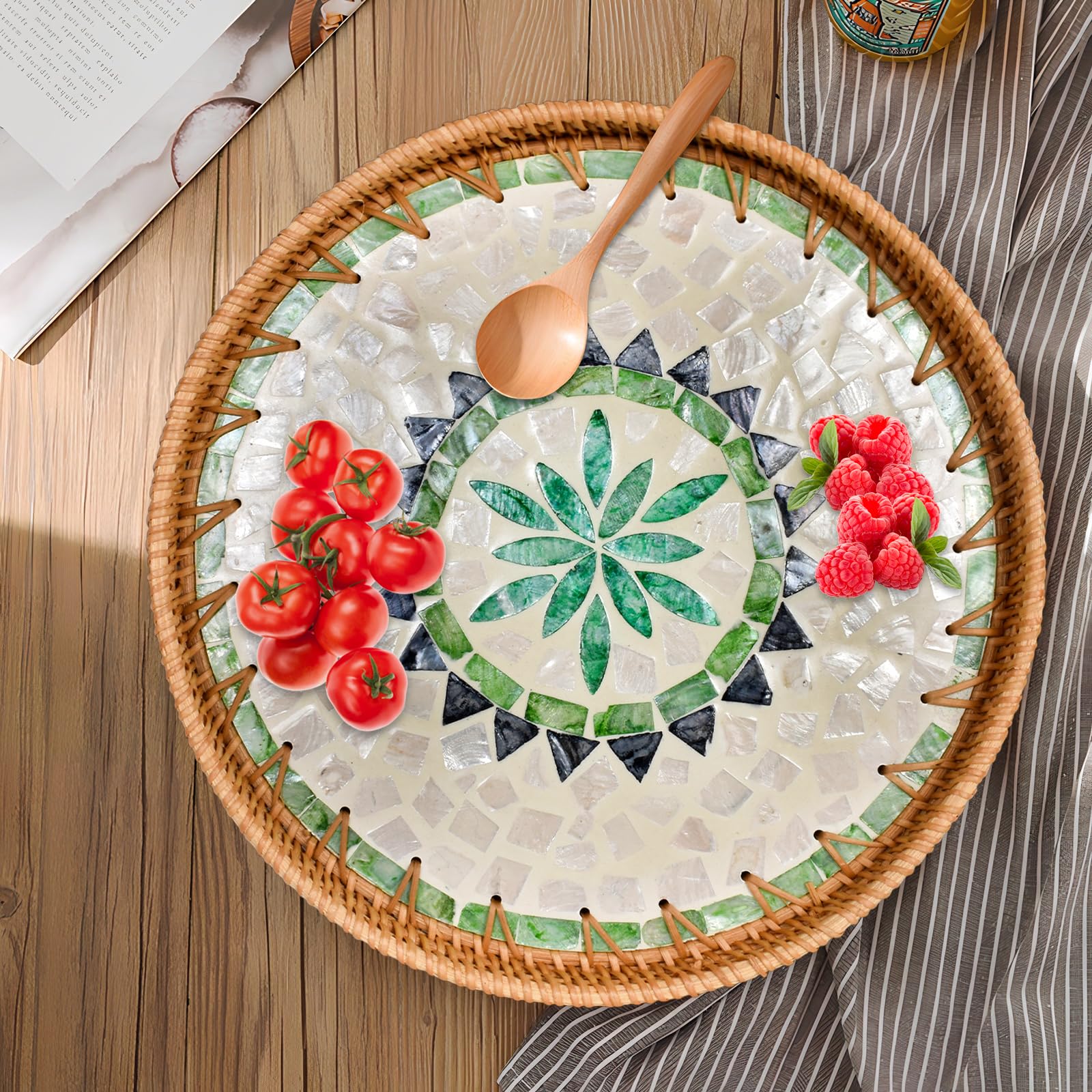 JUNGLE CULTURE Rotan Dienblad 30 cm met parelmoer inleg • Coastal Boho