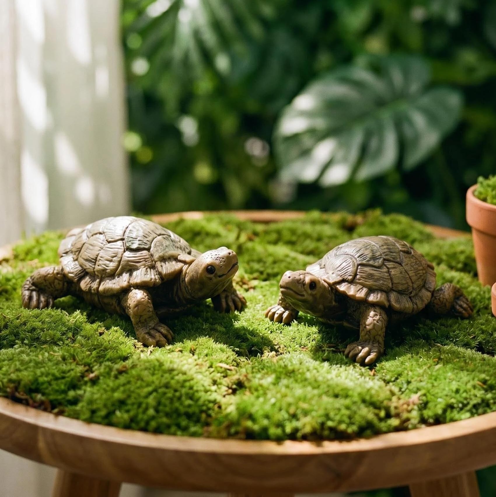 Set of 2 Miniature Garden Turtle Figurines, Small Statues Ornaments Weatherproof Resin Realistic Hand Painted for Balcony Patio Outdoor Indoor Aquarium Decoration Gift