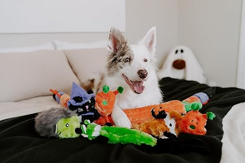Miniatura 4 de ZippyPaws Peltz-Zombie Fox, Franken-Weasel y gato brujo, juguetes chirriantes para perros sin relleno, juguete plano sin relleno para razas pequeñas