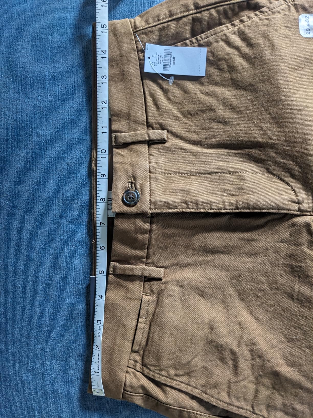 GAP Men's Essential Straight Fit Khaki Chino Pants at Amazon Men’s ...