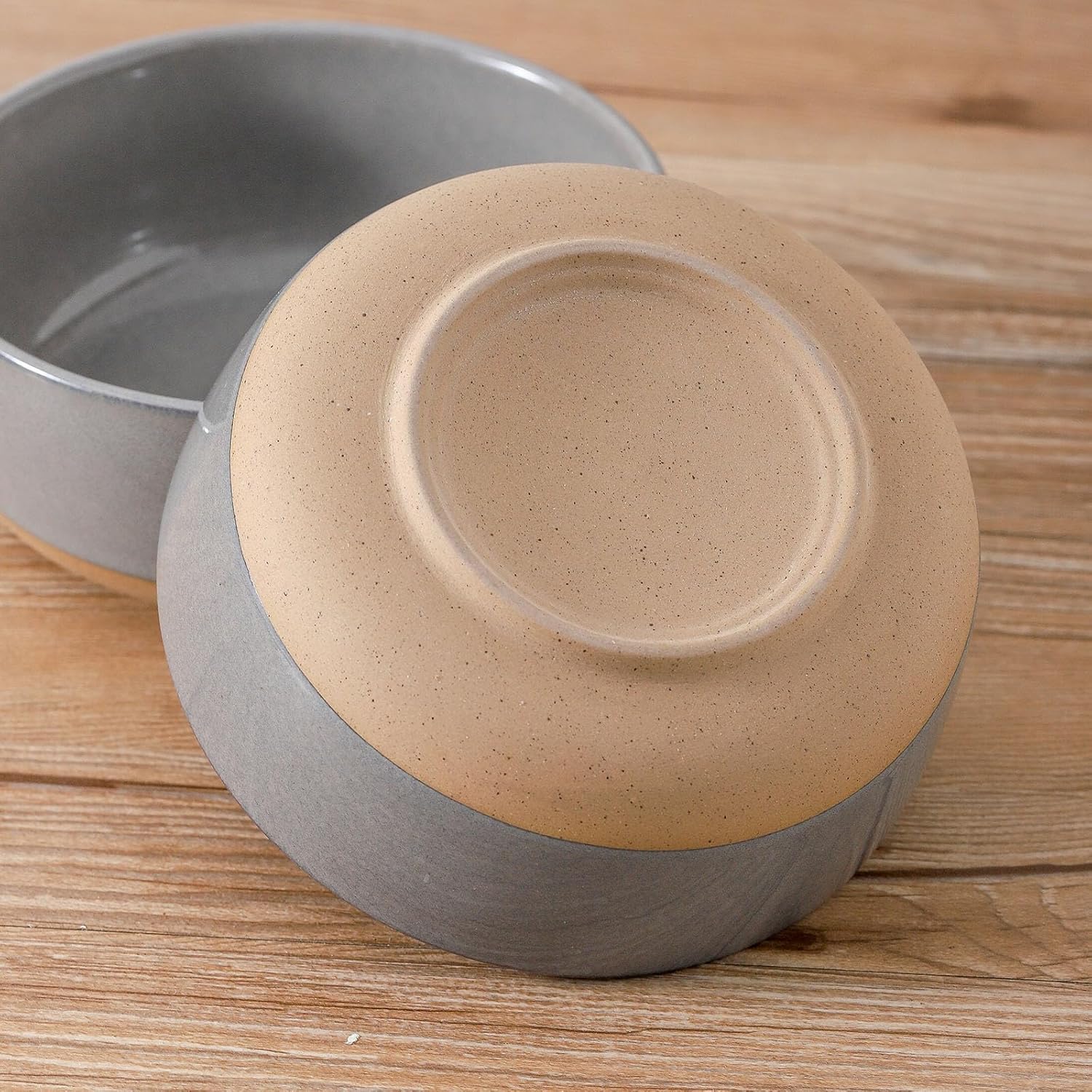 Hasense Gray Porcelain Bowls and Navy Spoon Rest Set