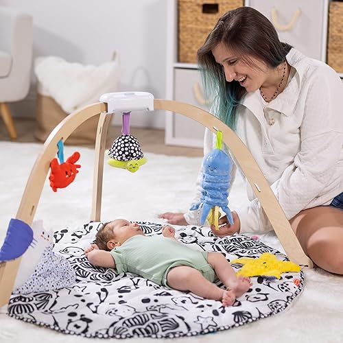 Miniatura 2 de Melissa & Doug Ocean Wooden - Gimnasio de juegos para bebés, centro de actividades para bebés de fácil plegado, 5 juguetes sensoriales lavables y