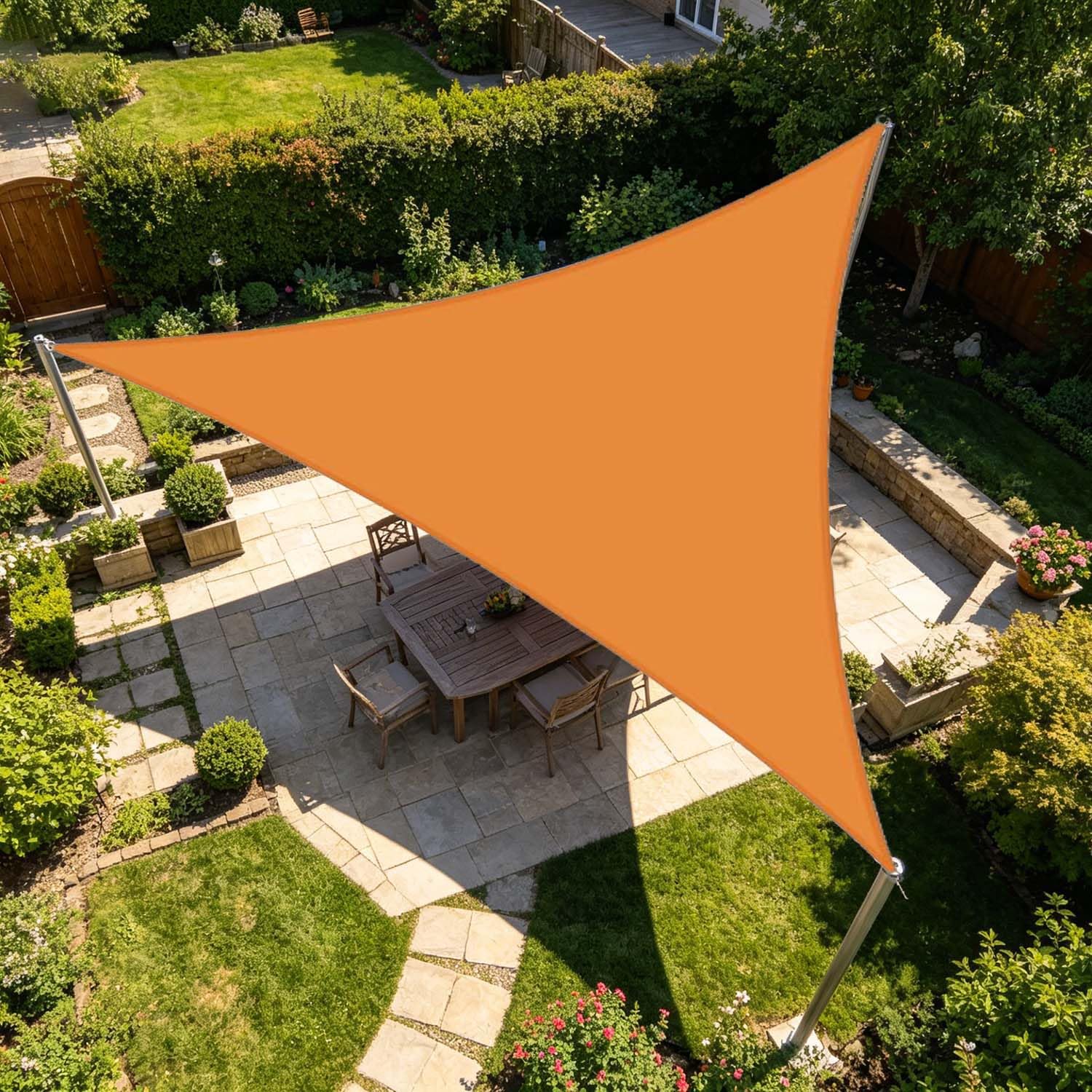 Toile d'ombrage imperméable contre la chaleur et la pluie sur la terrasse