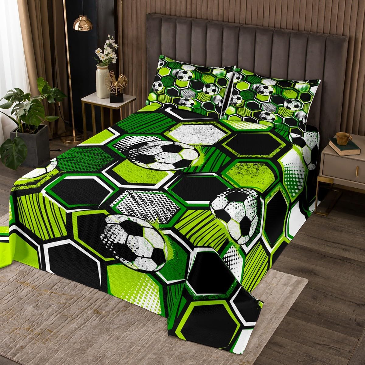 Soccer Quilt Set for Kids Teens,Green Bedspread Coverlet,Honeycomb Bed Cover Sports Gaming Bedding Set Decorative Quilted 2 Piece Coverlet with 1 Pillow Sham,Twin Size