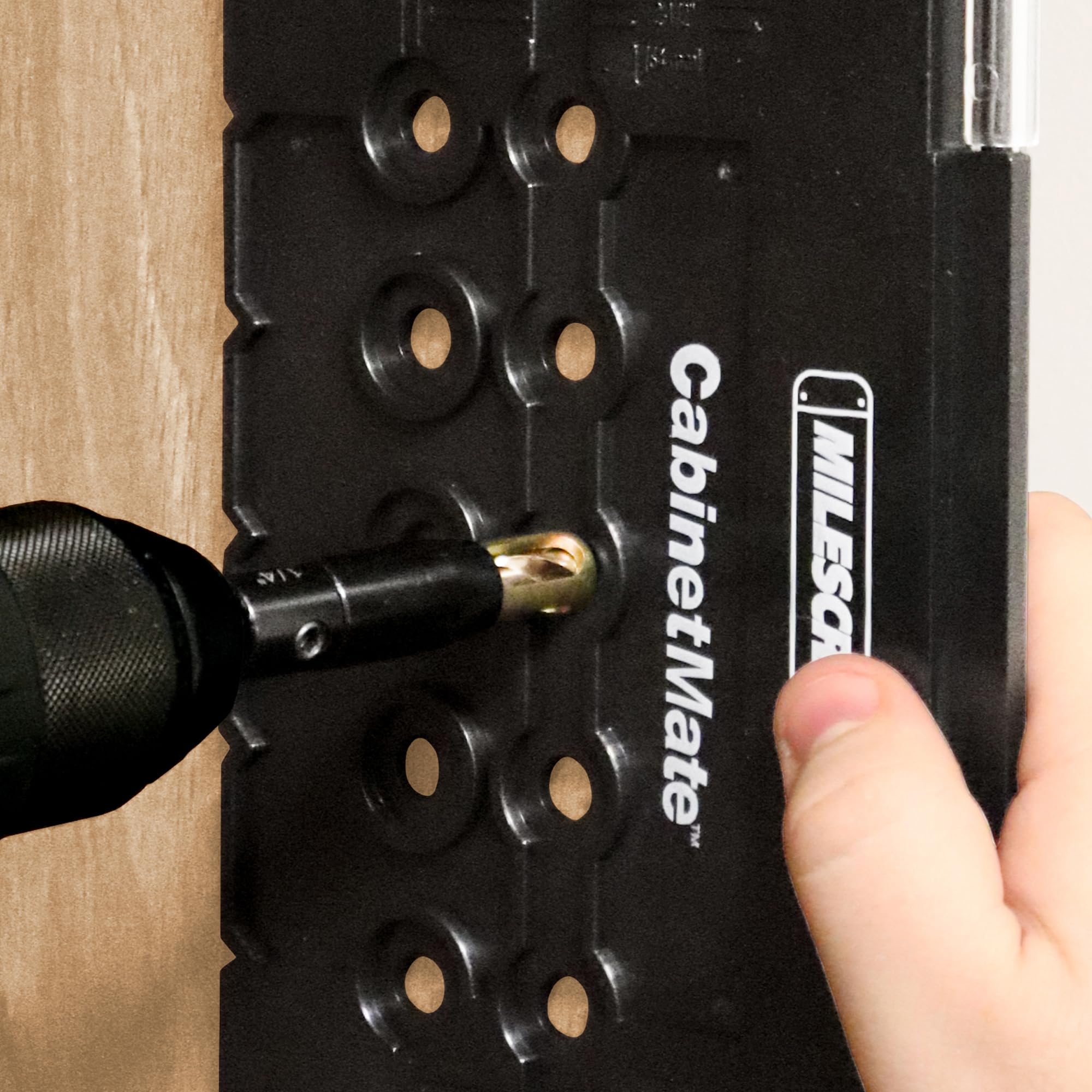 Milescraft ShelfPinBit - Drill Perfect Holes -3 Milescraft ShelfPinBit - Drill Perfect Holes -3