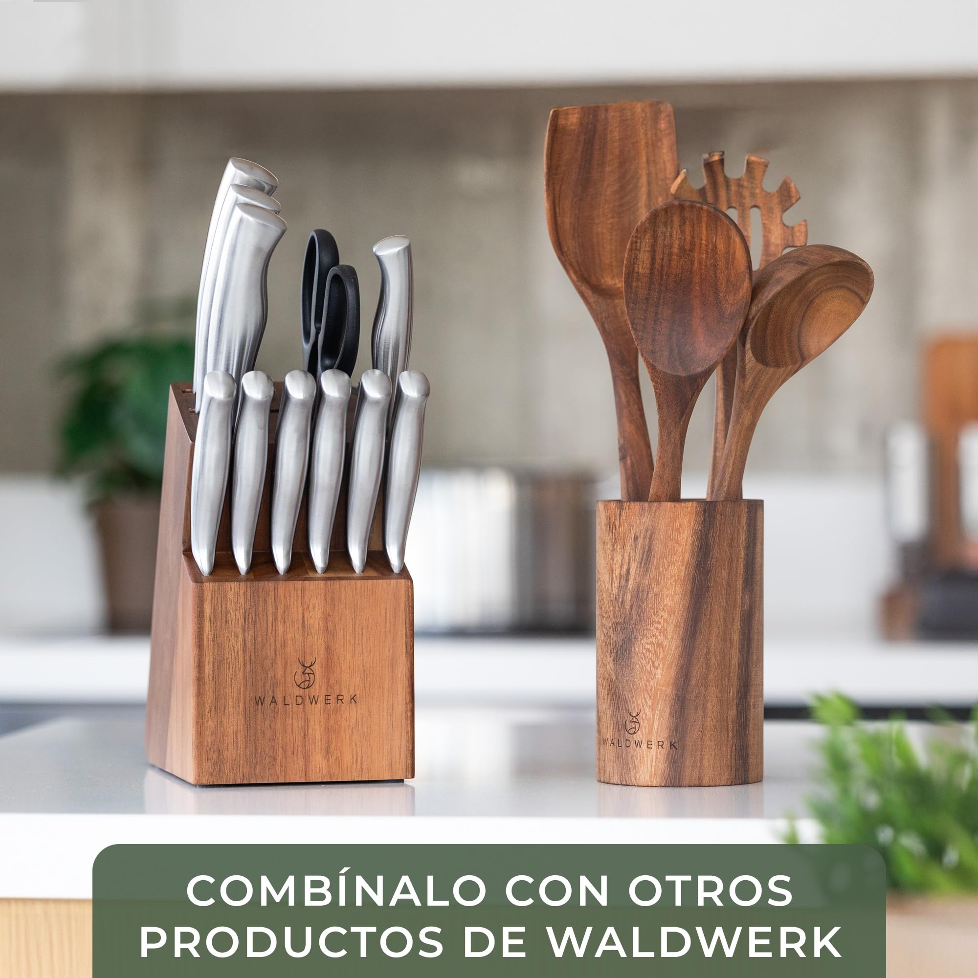 WALDWERK Utensilios de cocina madera teca – Set de 4 cucharas con espátula, cuchara de madera, cucharón para pasta y soporte – Accesorios cocina de madera – Utensilios cocina