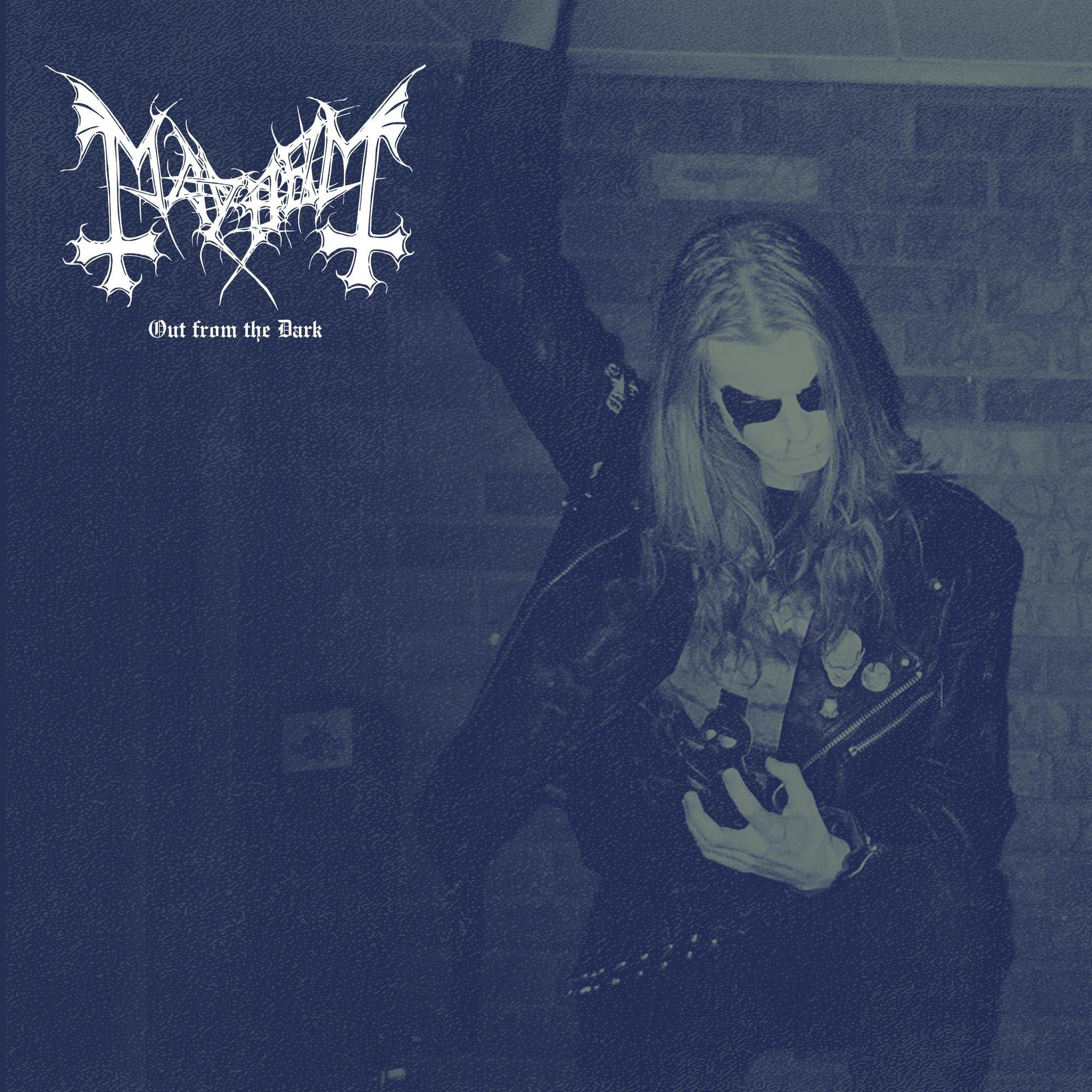 Out Of The Dark [Disco de Vinil]: Amazon.com.br: CD e Vinil