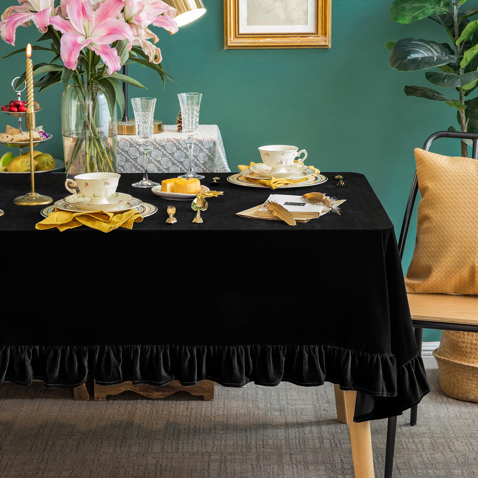 GLORY SEASON Velvet Tablecloth Luxurious Solid Rectangle Table Cloth,Oblong Retro Farmhouse Ruffle Tablecloths Washable Table Cover for Party Wedding Baby Shower Kitchen Dinning Tabletop Decoration