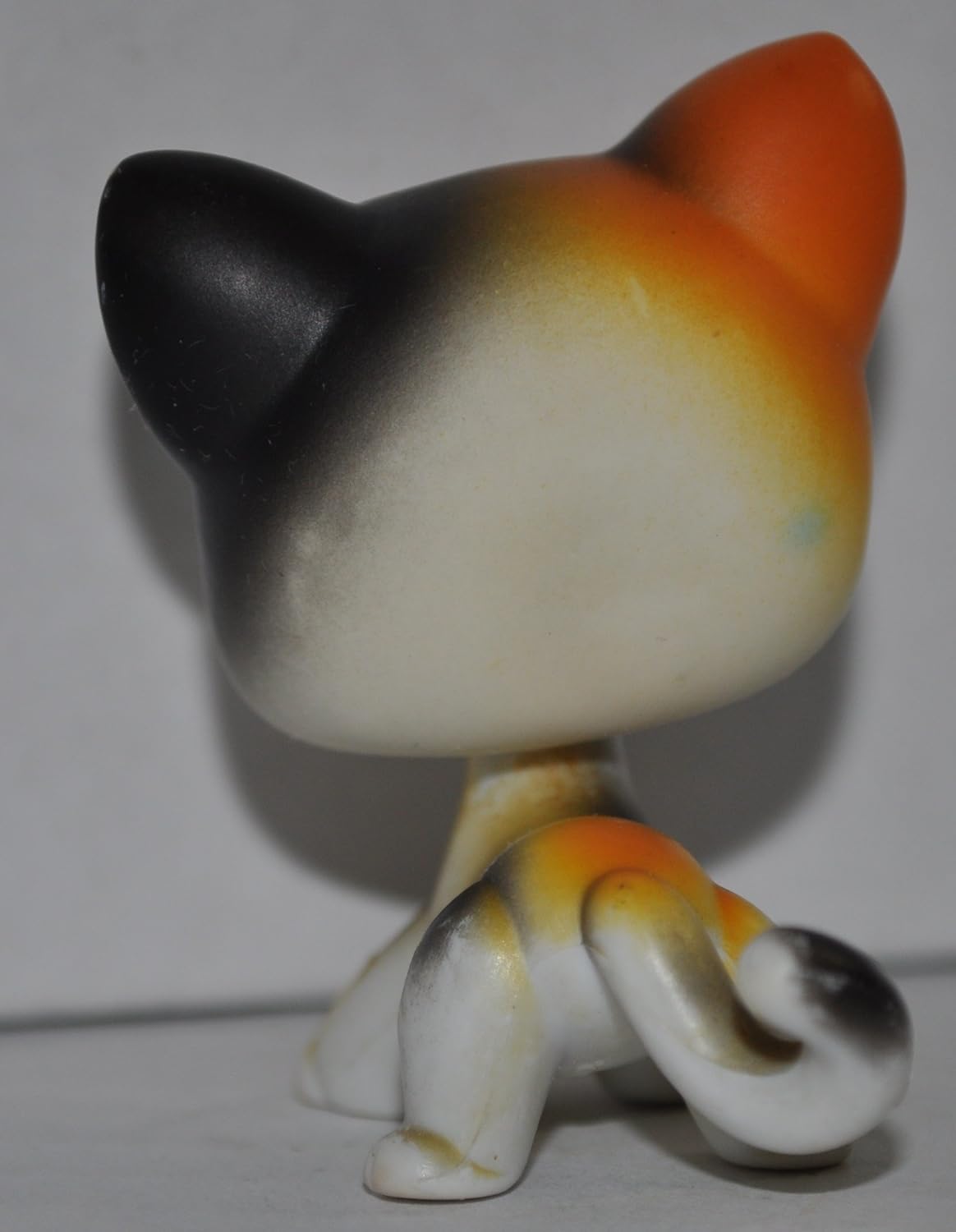Shorthair #106 (White, Blue Eyes, Orange/Black Patches) - Littlest Pet Shop (Retired) Collector Toy - LPS Collectible Replacement Single Figure - Loose (OOP Out of Package & Print)