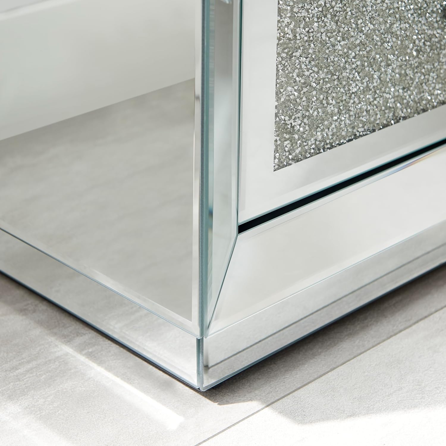 Furniturebox UK Stella Crushed Diamon Mirrored Crystal Bedside Table Bedside Cabinet Modern Stylish 3 Drawer Bedroom Storage Bedroom Furniture