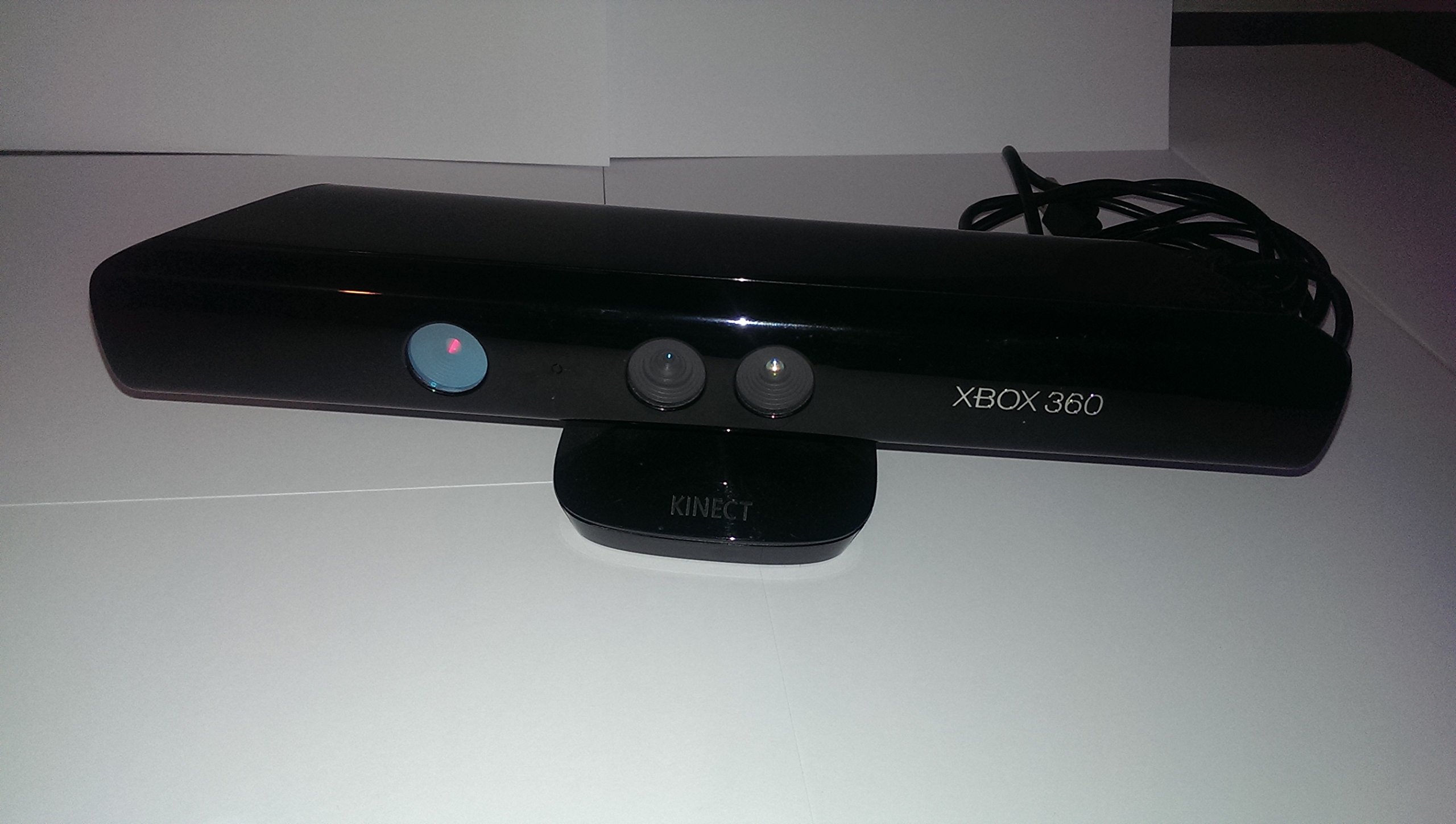 Xbox 360 250 GB Kinect + Kinect Sports + Dance Central 2 (Download) Bundle