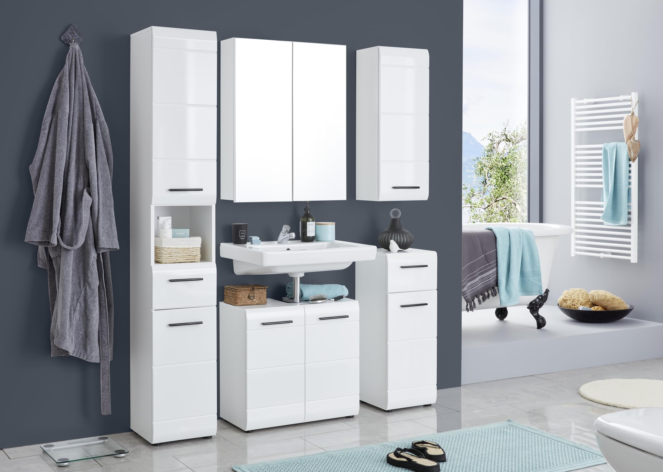 trendteam smart living - Line - Spiegelschrank - Weiß - Badspiegel modern mit vollständiger Spiegelfront - (BxHxT) 60 x 67 x 18 cm - 3 Fächer und 2 Einlegeböden
