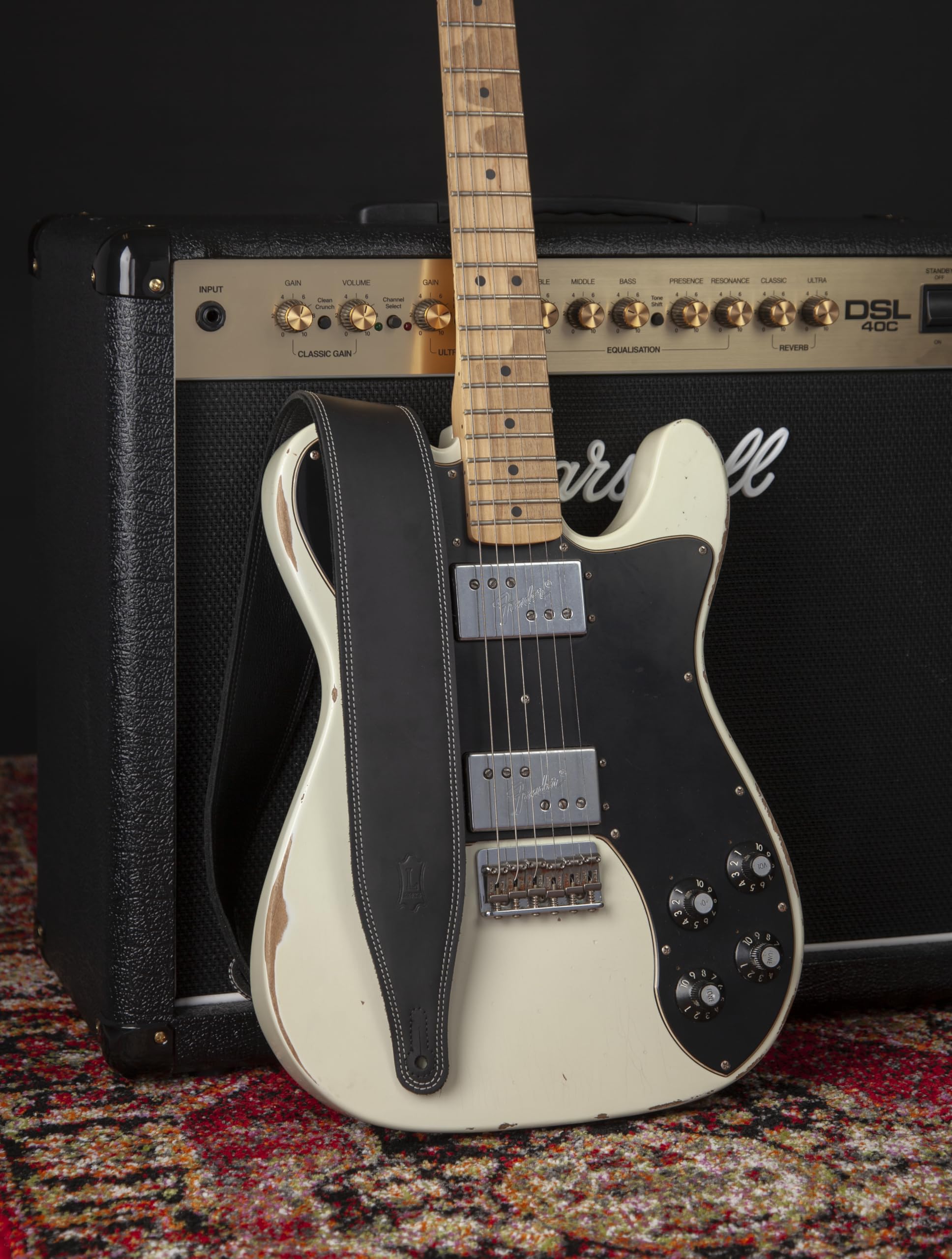 Levy's, M17BDS-BLK, Tracolla in pelle Black 2.5", Tracolla per Chitarra e Basso, Lunghezza regolabile da 41" (104.14 cm) a 55" (139.7 cm), Larghezza2 1/2" (6.35 cm), Colore Black