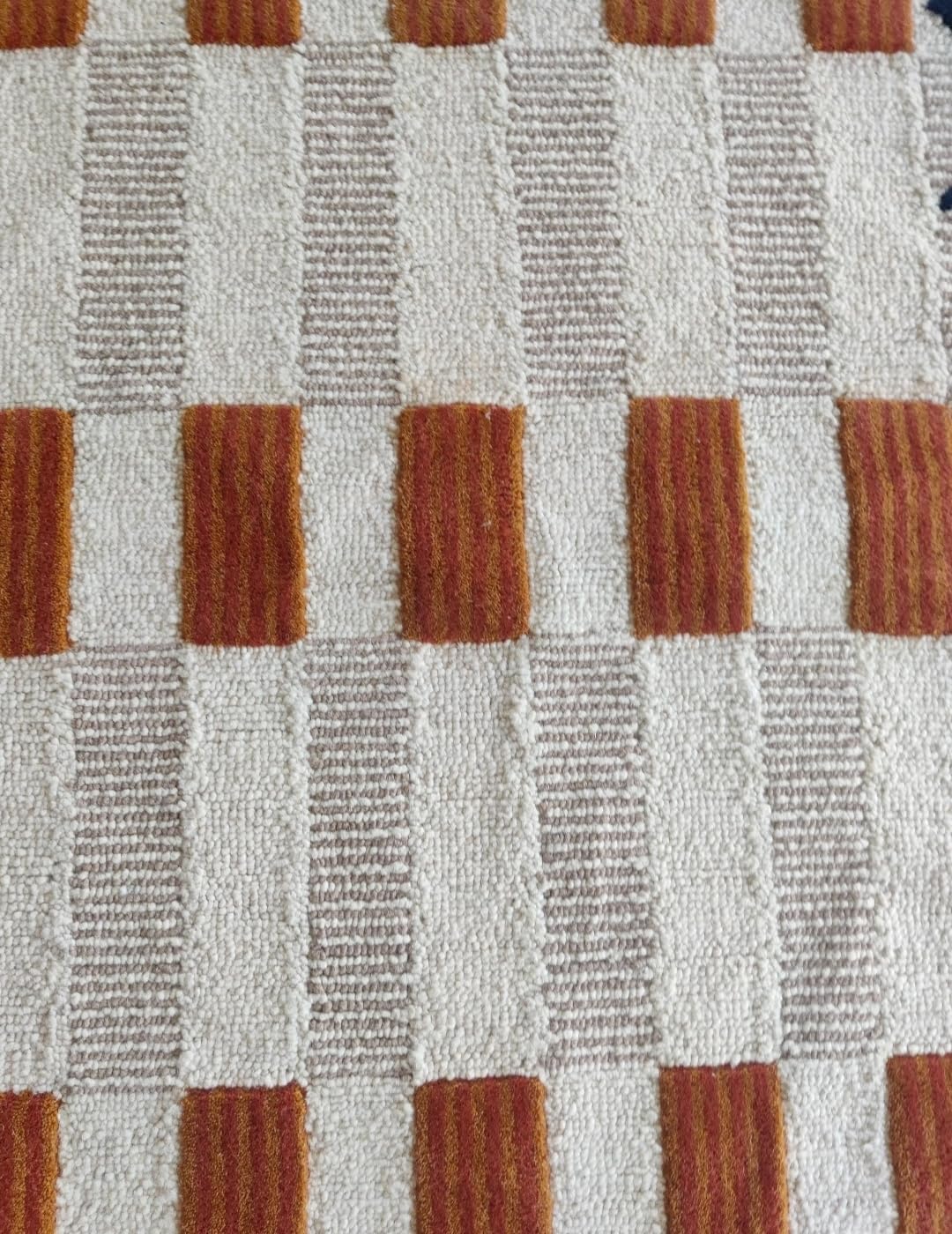 Tufted Area Rug with Scalloped Border, Geometric Pattern, Rust Orange and Navy Blue, Textured Wool Blend (240 * 300 cm)