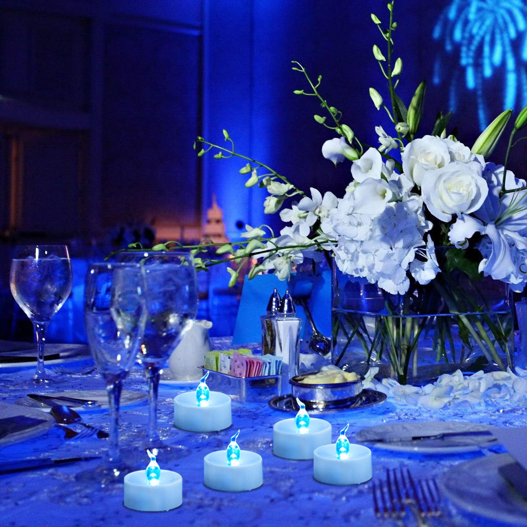 Lot de 24 bougies chauffe-plat à LED bleues à piles, sans flamme vacillante, bougies chauffe-plat électriques en vrac pour mariage, fête bleue, Halloween, décorations de Noël