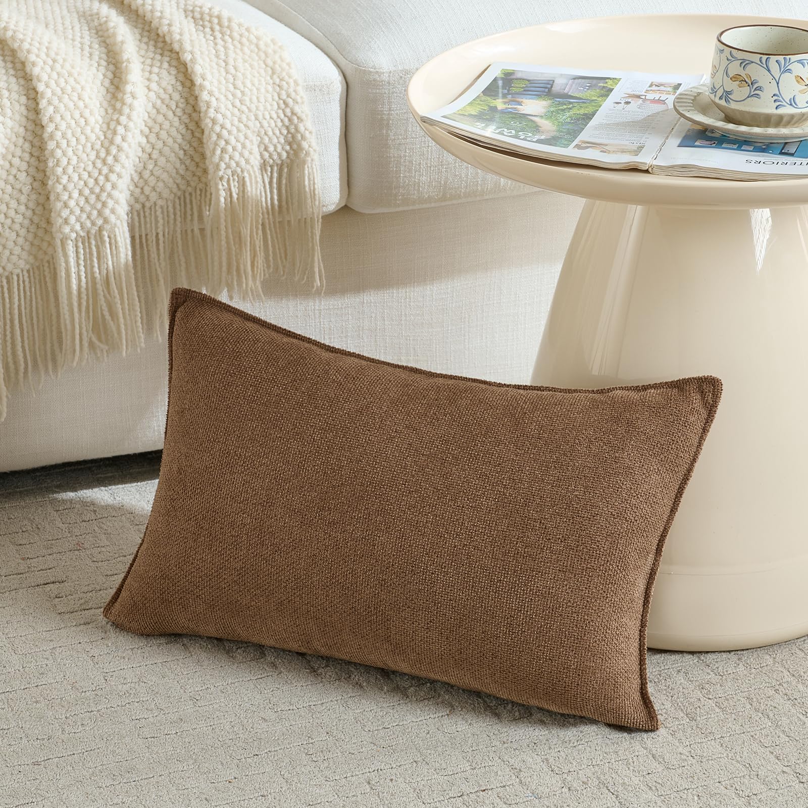 Juego de 2 fundas de almohada Marrón 50×70 cm con decoración moderna Diseño monocromático y neutro con ribete Diseño único Adecuado para dormitorio, salón, sofá cama y decoración
