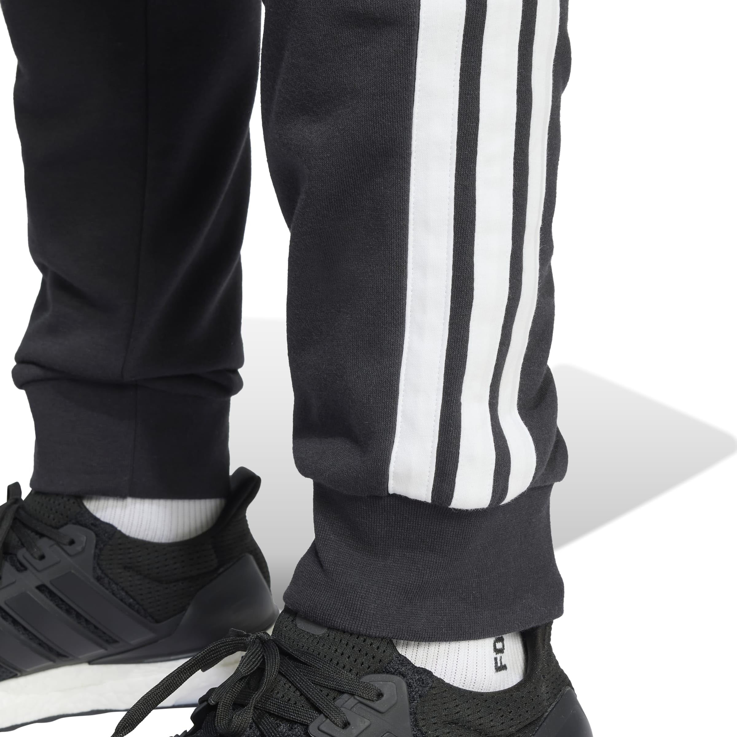 adidas Hombre Essential Three Stripes French Terry Pant