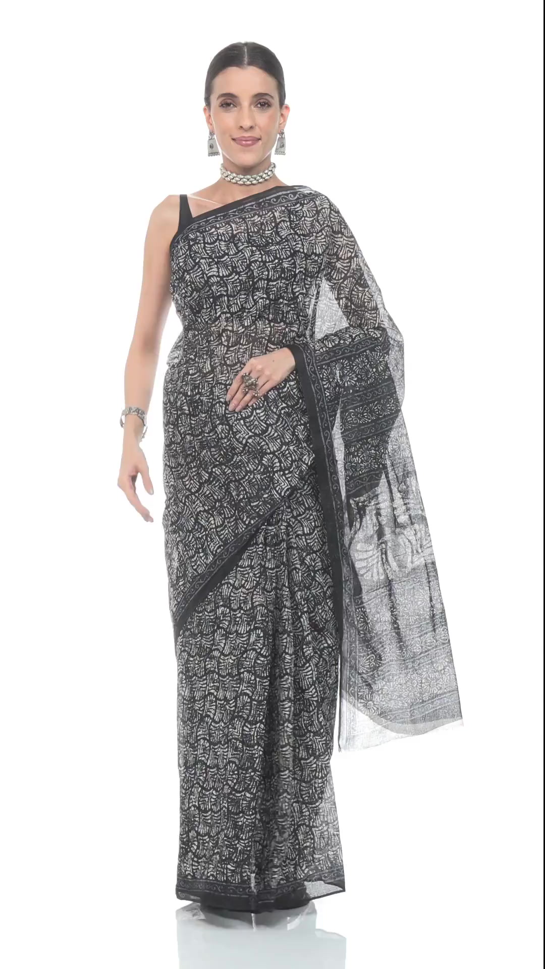 Purple plain cotton saree without blouse - Buymyethnic - 2823332