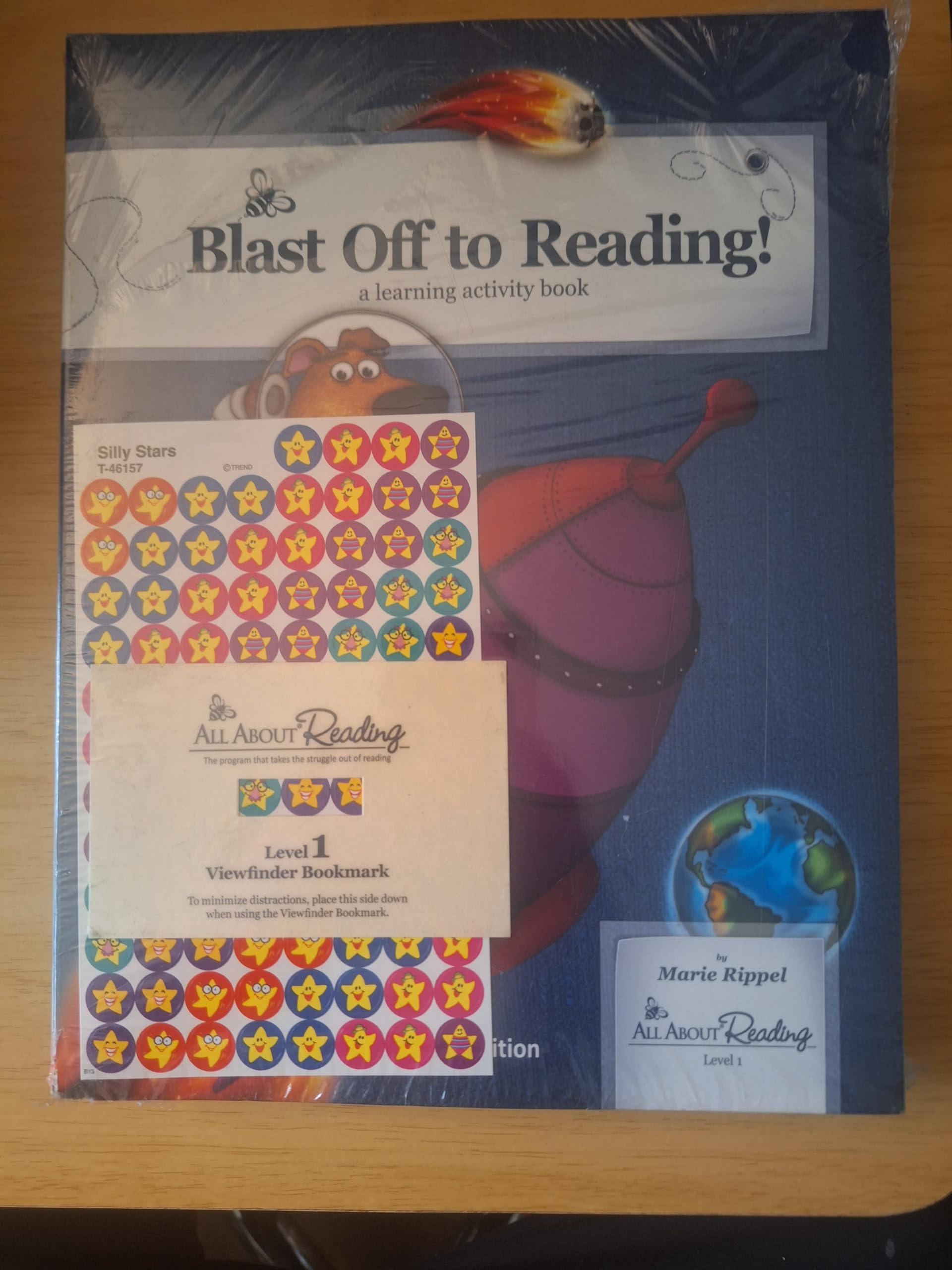 All About Reading Blast Off to Reading a Learning Activity Book Level 1 (Paperback)