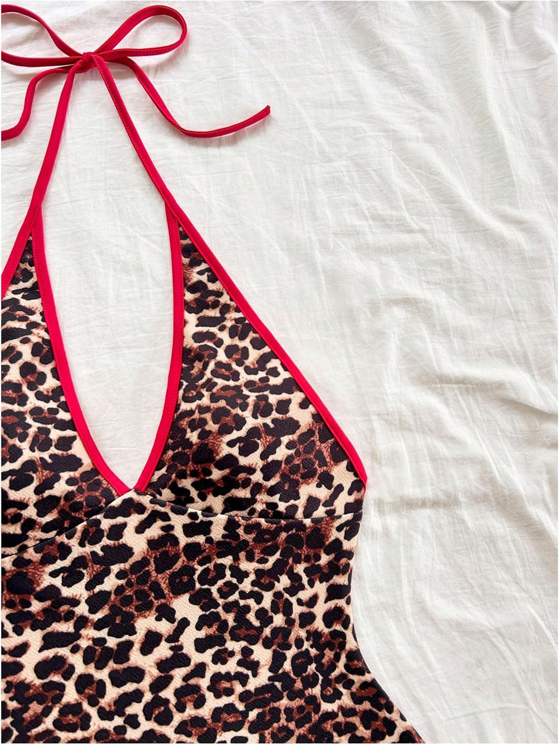 Milumia Women's Leopard Print Sleeveless Halter Romper Y2K Contrast Binding Shorts Jumpsuit - Image 4