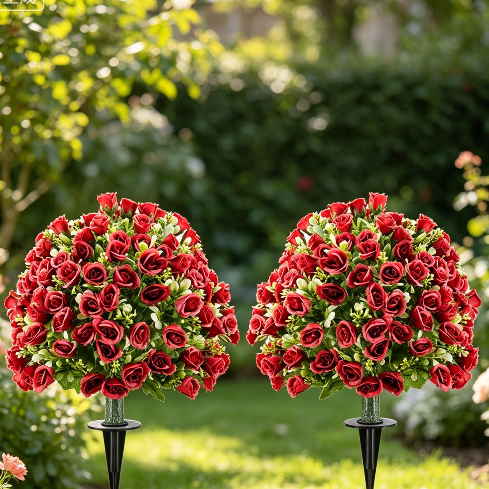 ZJchao Sztuczna Róża Topiary Drzewo Kulkowe Sztuczna zieleń Krzew Sztuczny Kwiat Zimozielony Krzew 23,6 Cala Realistyczne Kwiaty Róży Tekstury Liści z Kolcem Uziemiającym do Wewnątrz Na (czerwony)