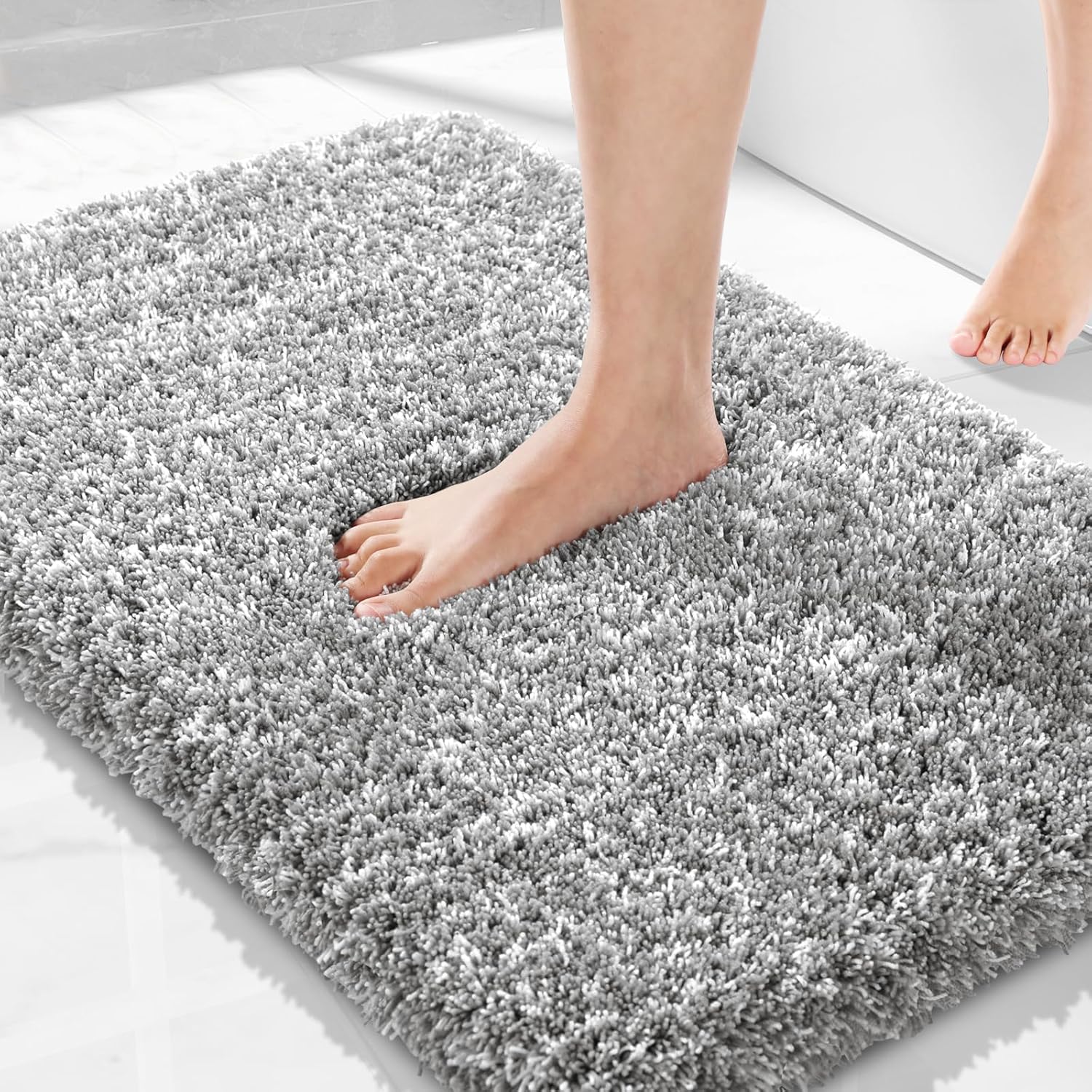 Yimobra Bathroom Rugs Non Slip Washable 32x20, Ultra Soft and Water Absorbent Bath Mats, Plush Fluffy Shower Mat Outside, Microfiber Thick Matts for Bathroom Floor/Tub, Light Gray and White Light Gray and White 32" x 20"