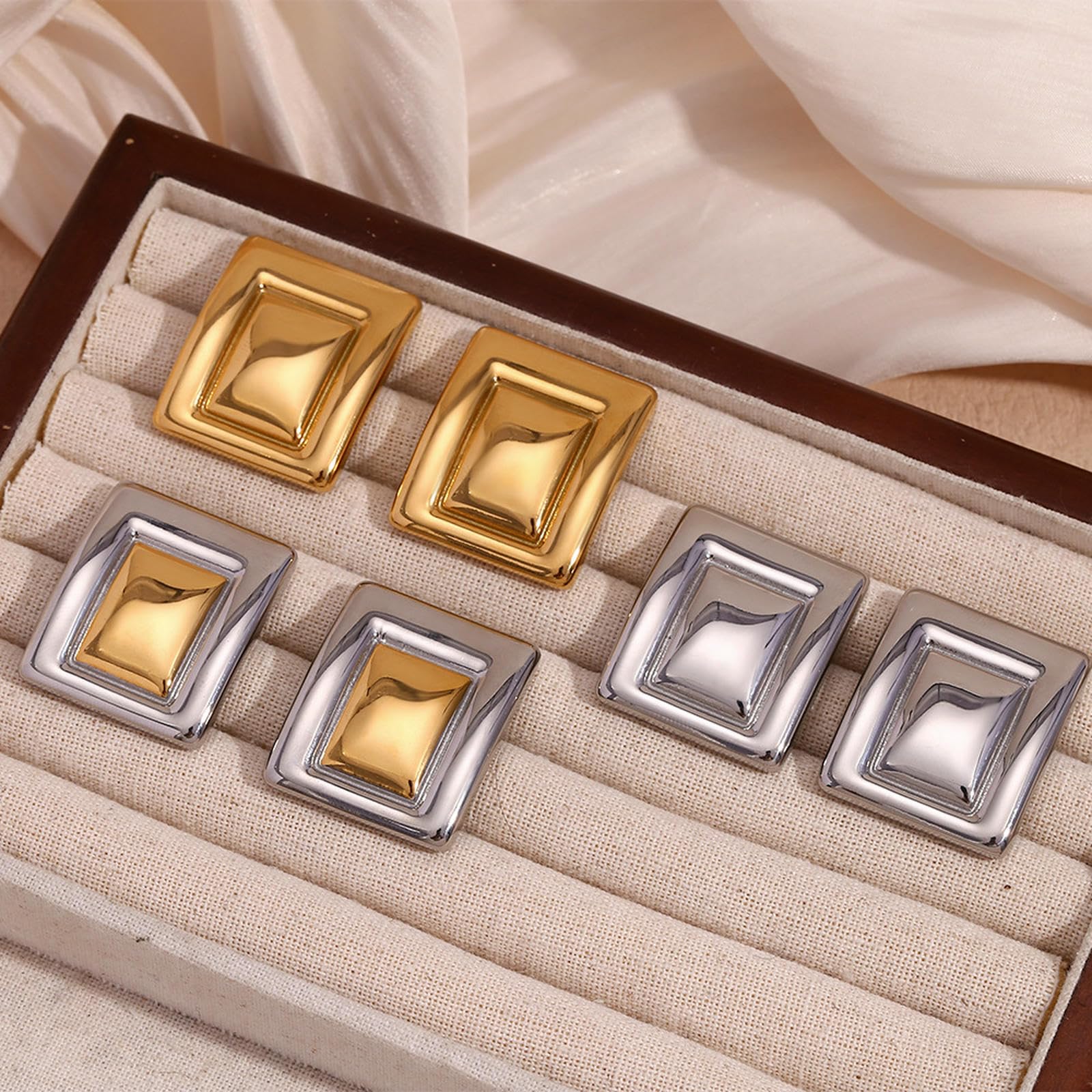 WBDWWTD Geometrische Ohrringe, 18 Karat vergoldeter Edelstahl, rechteckig, minimalistische Mode-Ohrstecker für Frauen, tägliches Party-Geschenk