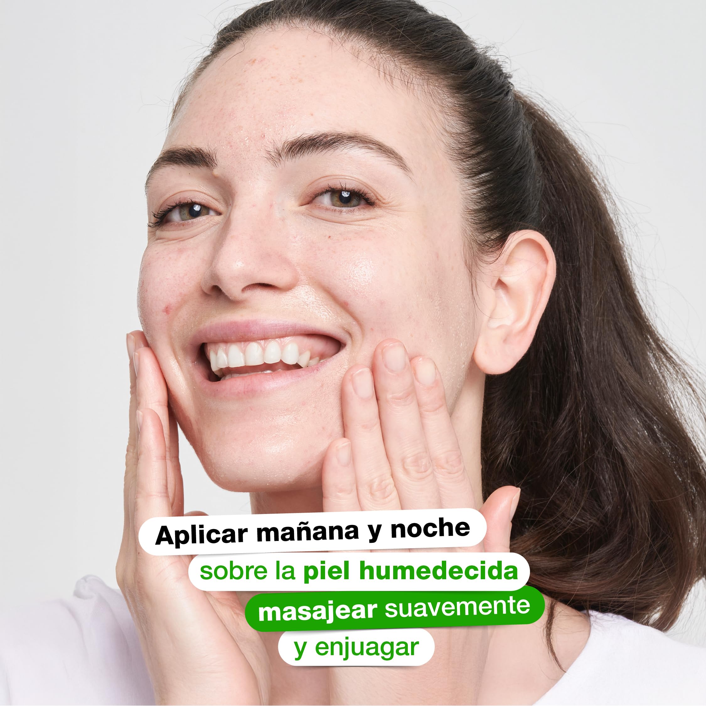 Rilastil Acnestil Gel Detergente Purificante e Riequilibrante per Pelli Miste Grasse con Tendenza Acneica Confezione
