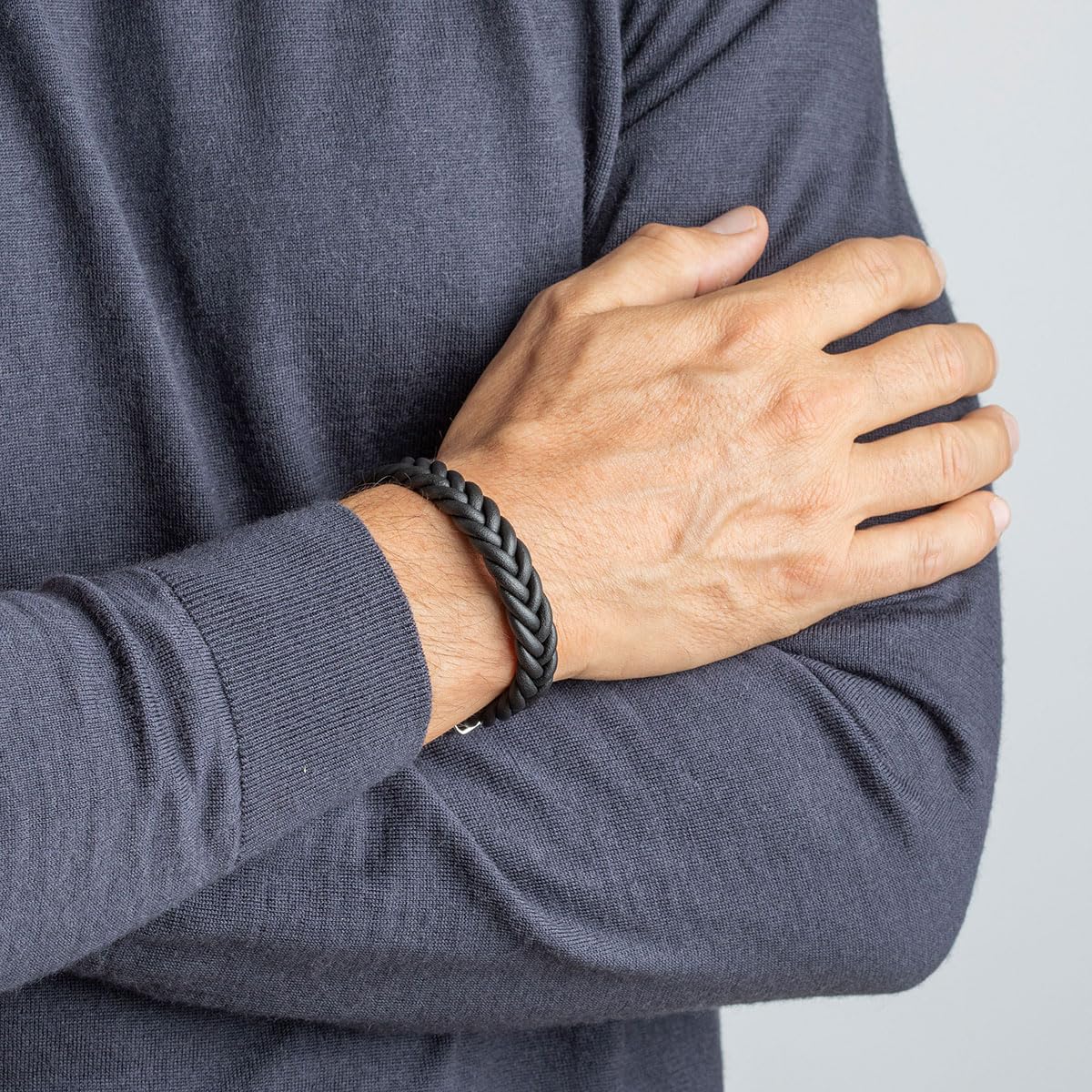 LOTUS STYLE Pulsera Hombre Acero Inoxidable 316L Brazalete Confortable | Restistente al Agua, Pulseras Hombre, Negra 220.00 mm LS2095-2/2, Regalo de Cumpleaños, Día del Padre