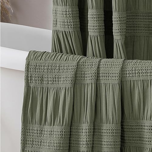 OWENIE Sage Green Shower Curtain Set, Farmhouse Rustic Striped Textured Fabric Shower Curtain for Bathroom, Hotel Spa Luxury, Hotel Style, Machine Washable, Sage Green, 72x78 inch